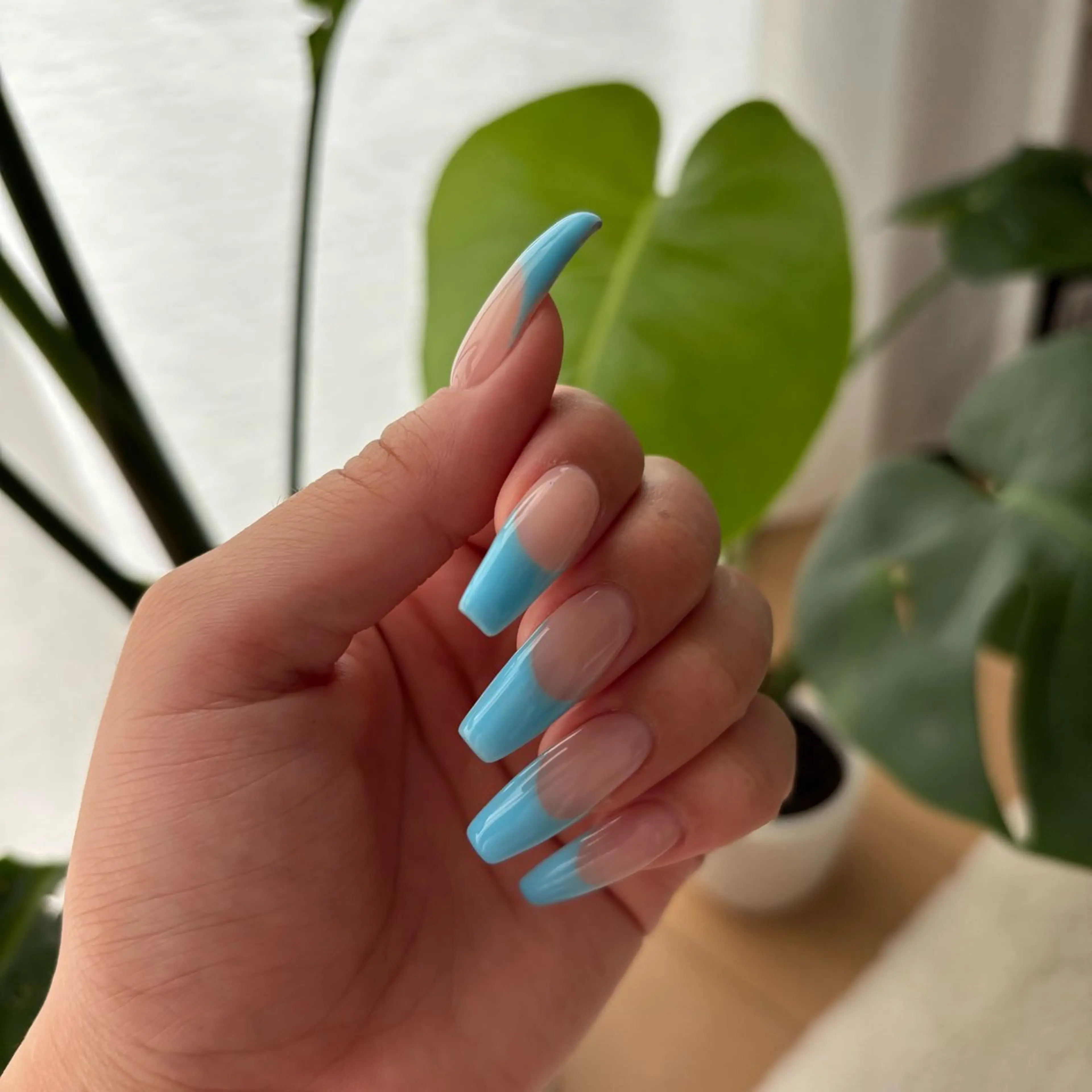 ロング RIO NAILのネイルデザイン