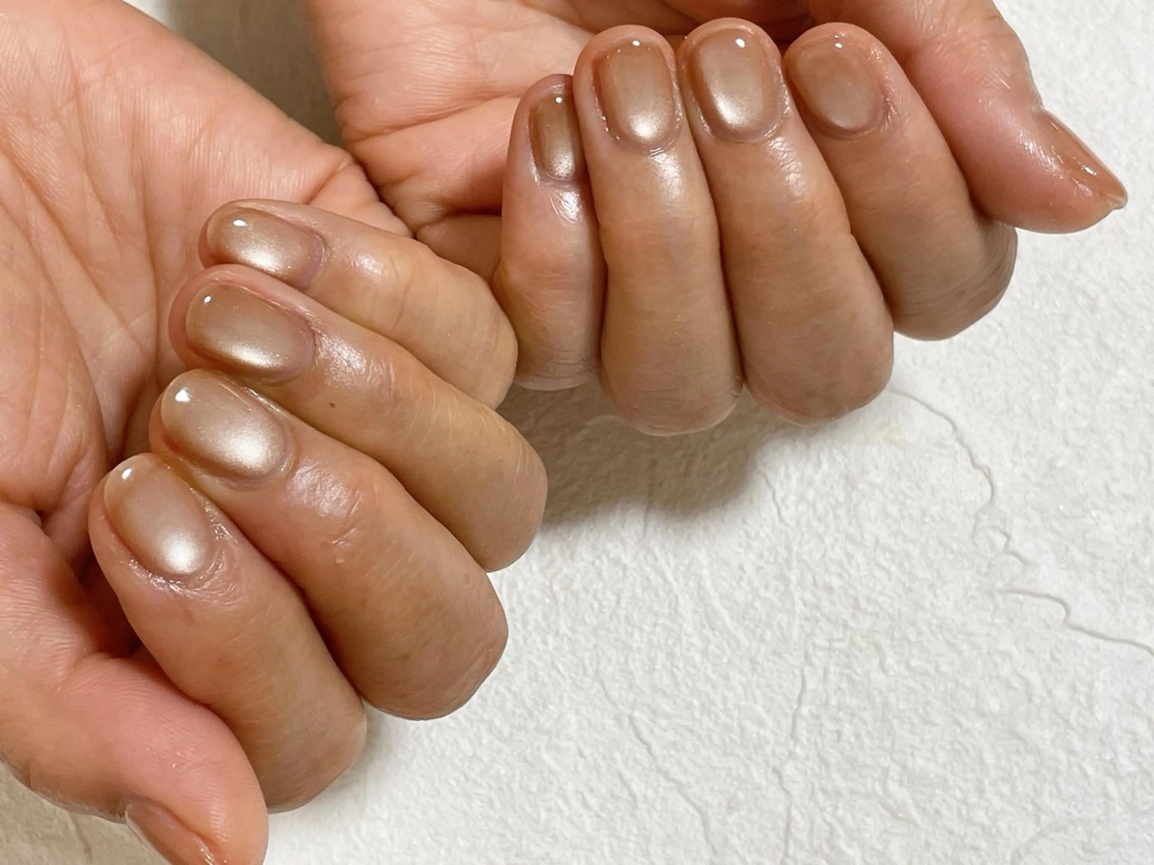 ネイル オーロラネイル フットネイル フレンチネイル ジェルネイル マグネットネイル ハンドネイル mogunail &blowのネイルデザイン