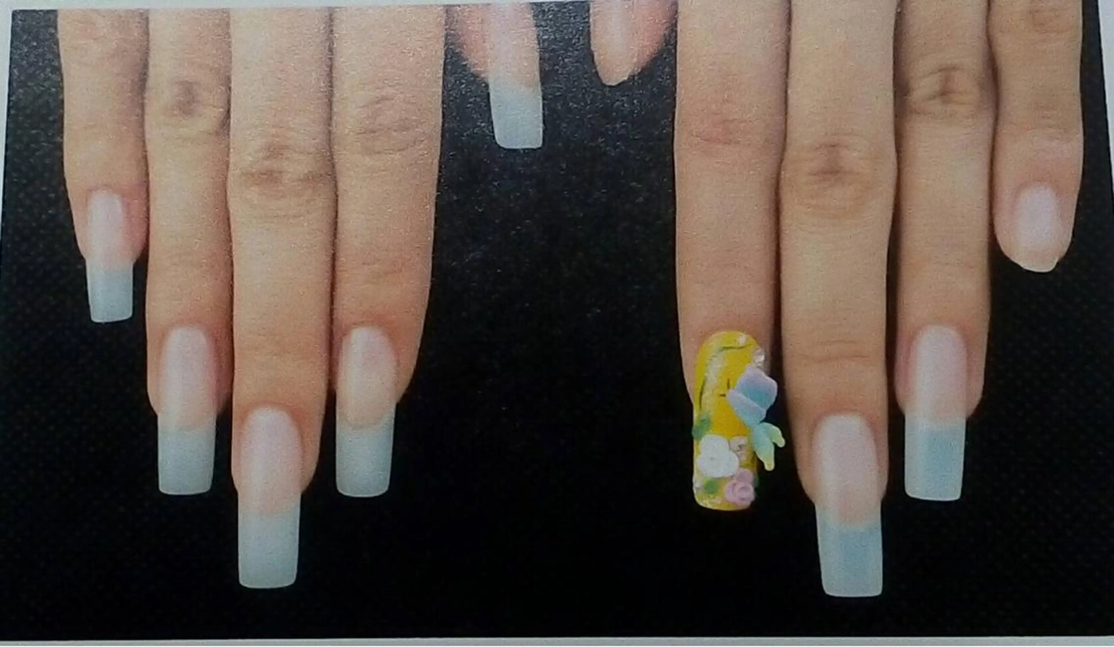 ネイル アートネイル HIRATA RIEのネイルデザイン