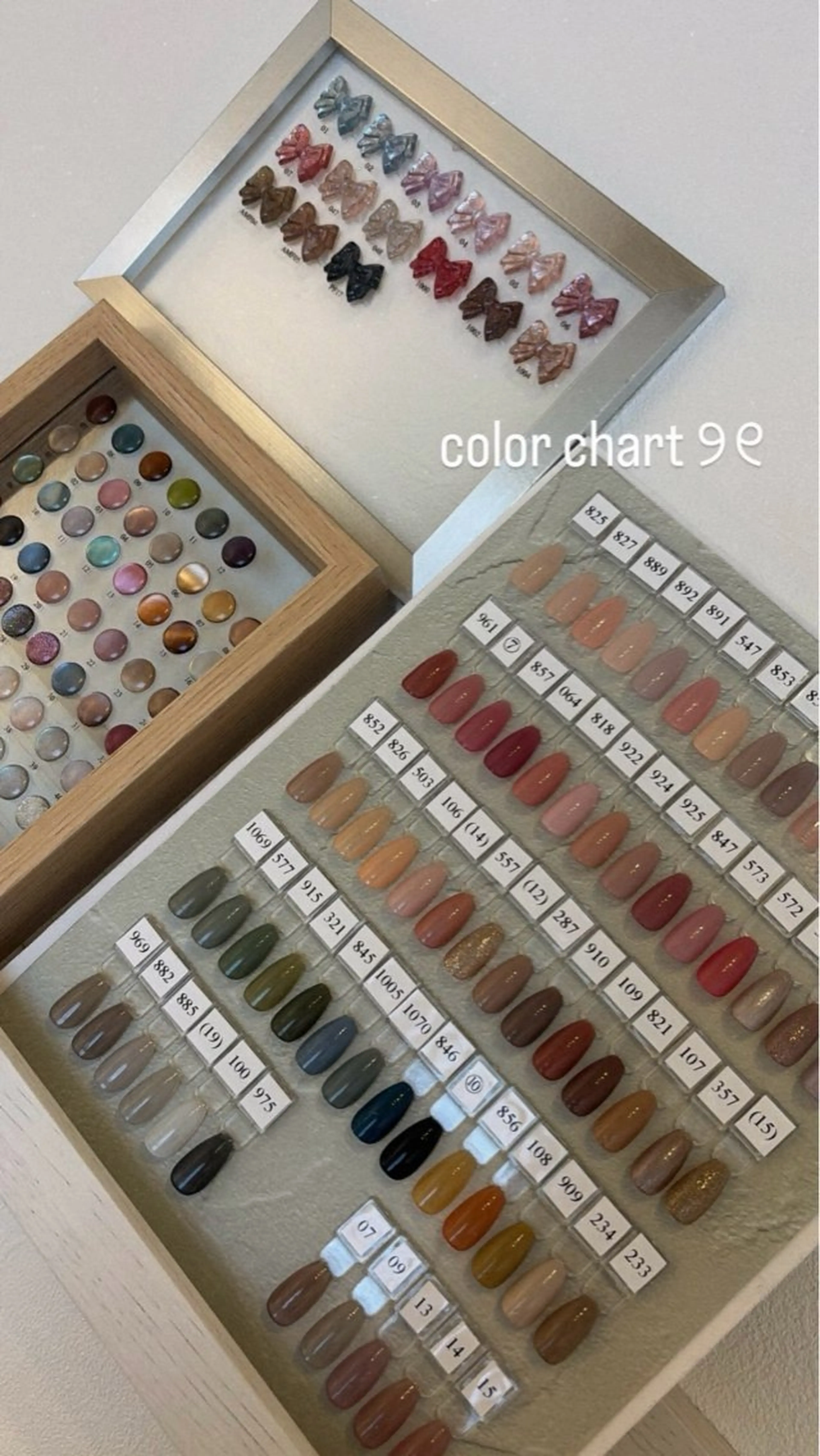 Rélu nail × eyeのネイルデザイン