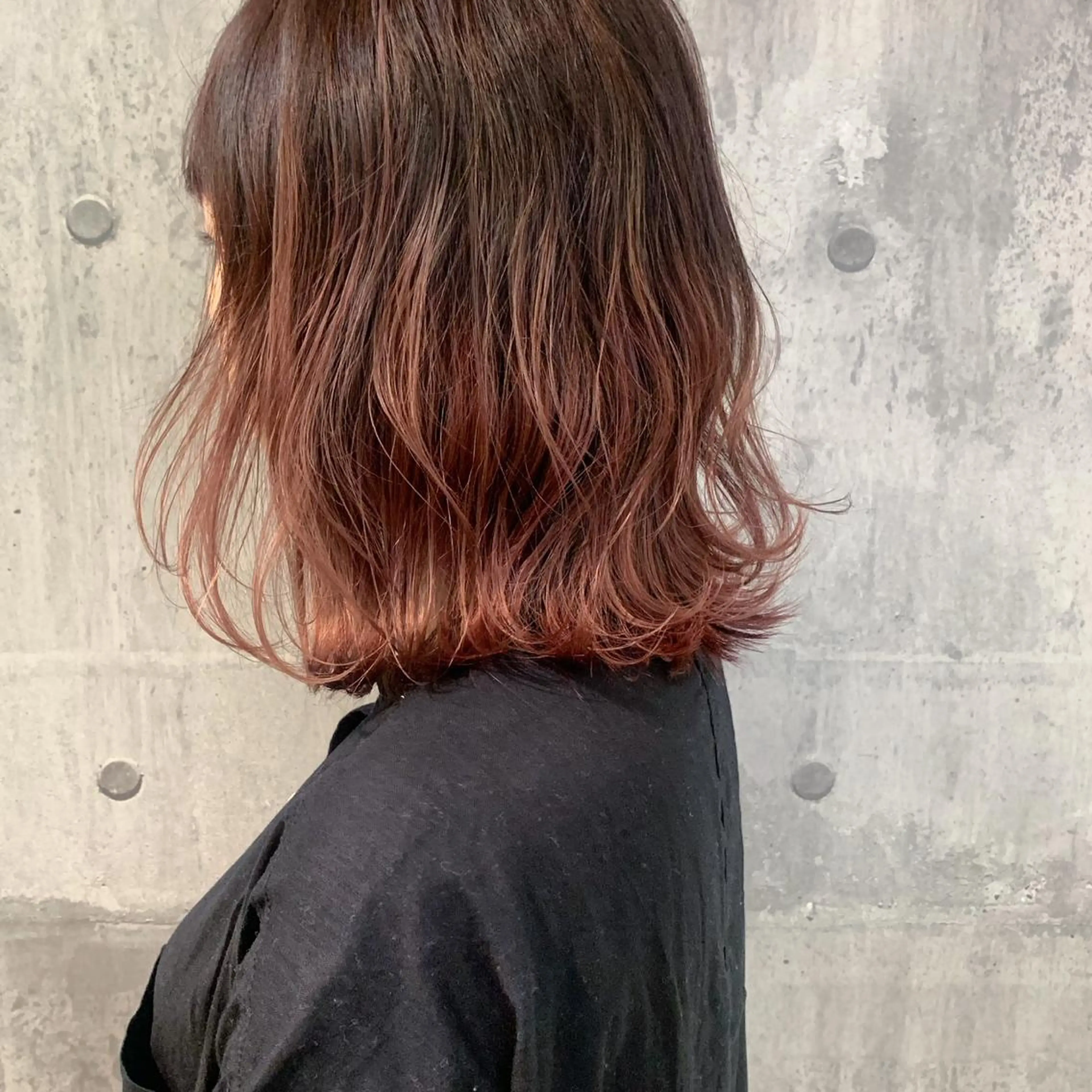 ミディアム カラー グラデーションカラー ピンクカラー シアーピンク ﾊｲﾄｰﾝ/ｼｮｰﾄ 村上淳乃🐥のヘアスタイル