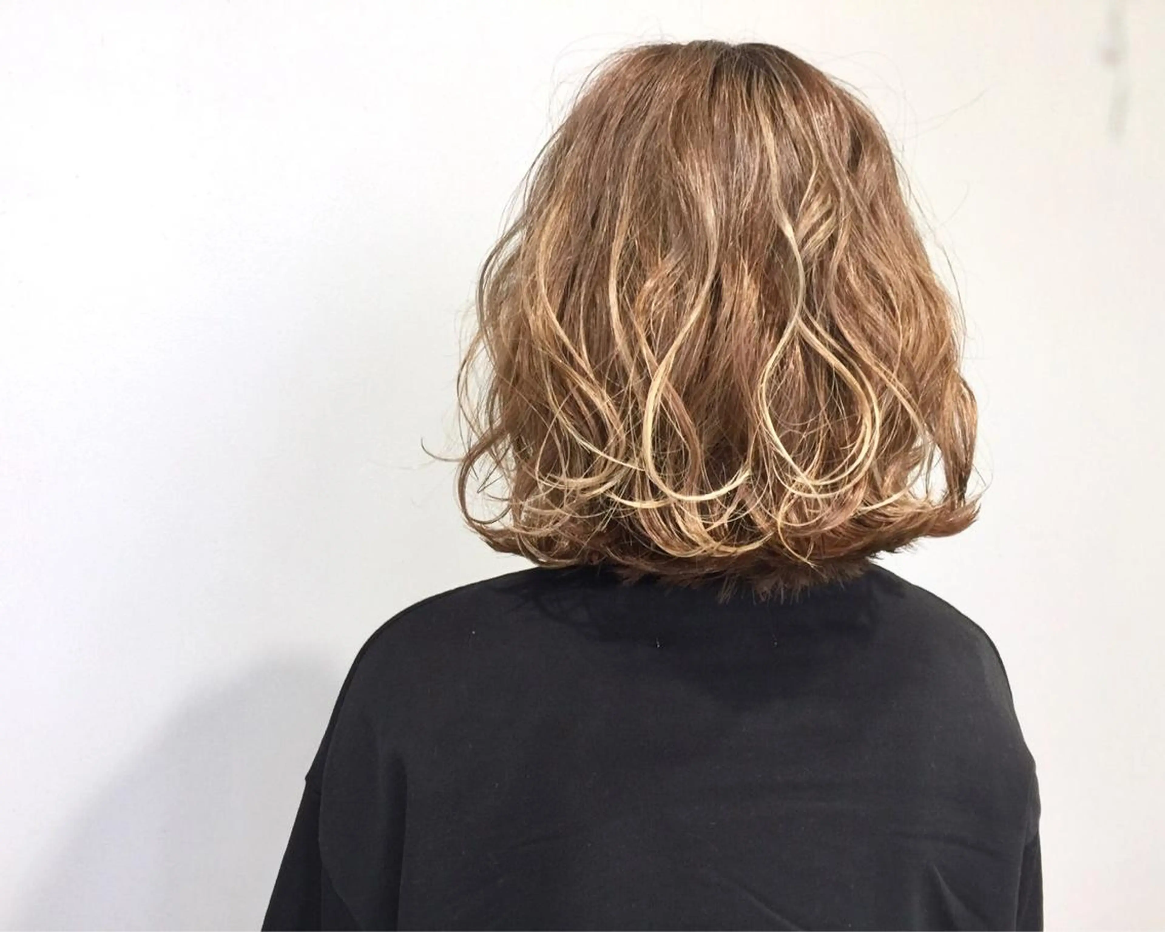 ミディアム カラー VIRETTA 【ヴィレッタ】のヘアスタイル