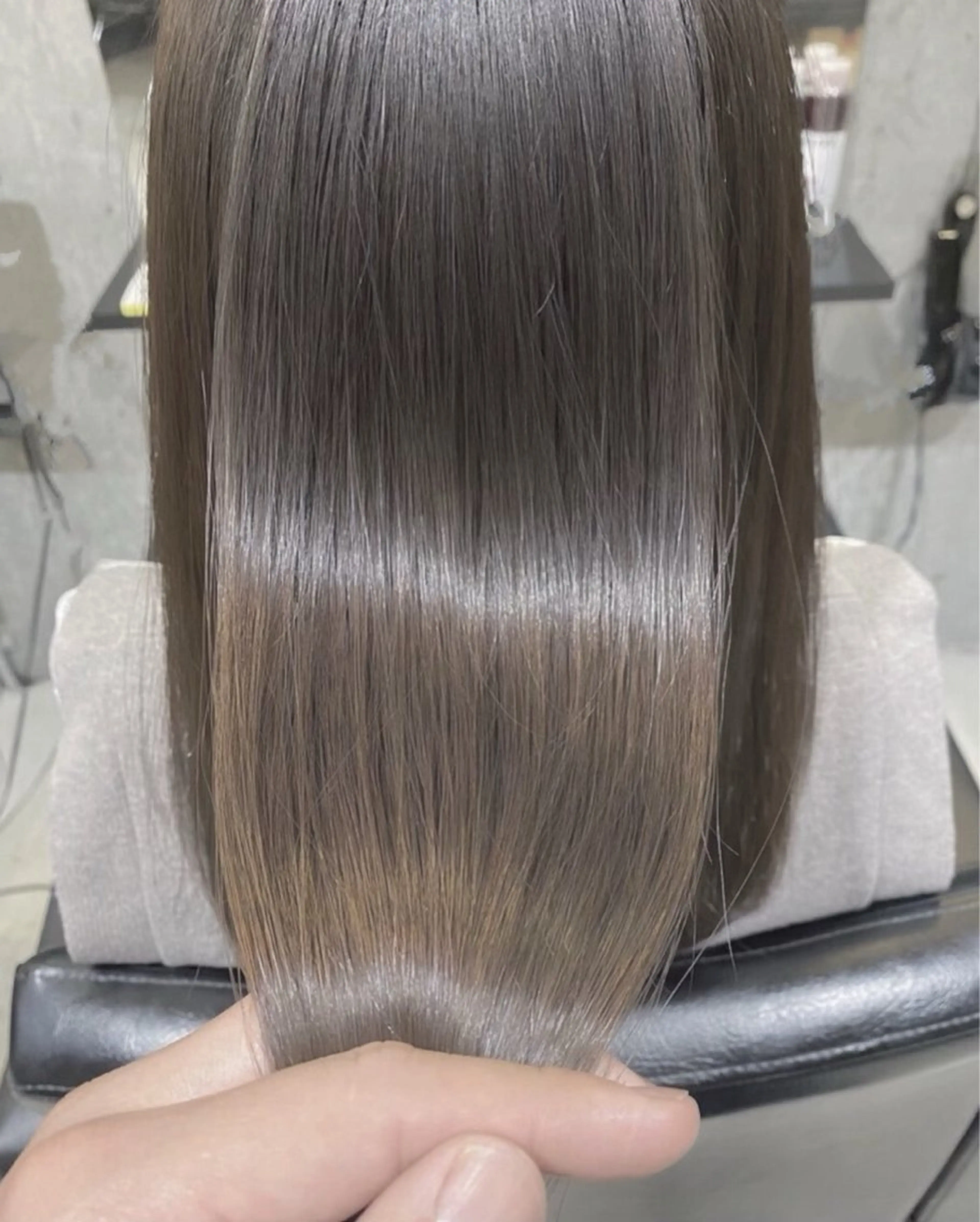 セミロング 髪質改善 縮毛矯正 縮毛矯正 トリートメント ヘアセット 🕊️絹髪縮毛矯正✨ マンツーマン施術🌿のヘアスタイル