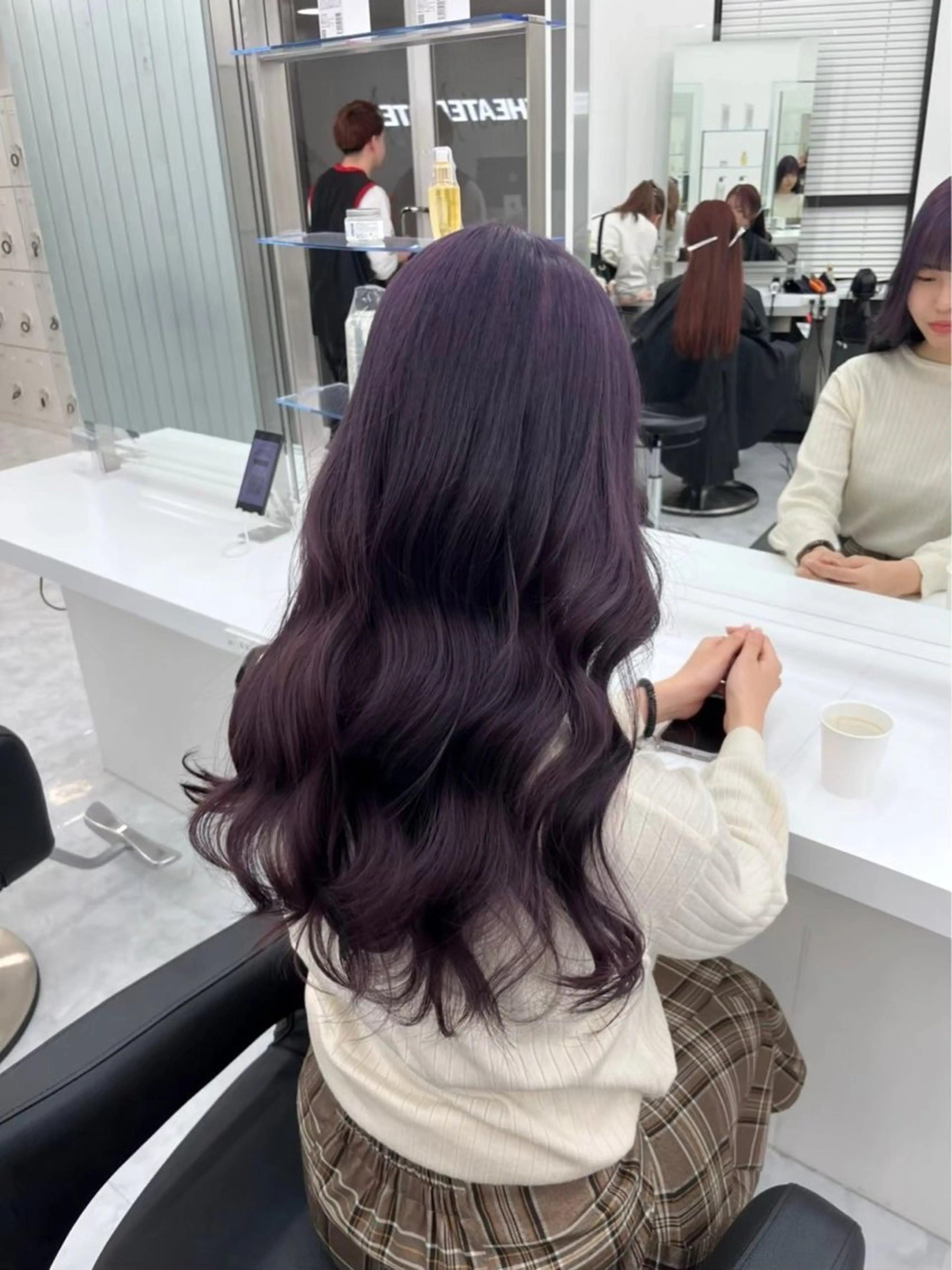 ロング ヘアカラー トリートメント ヘッドスパ ヘアセット 韓国ヘア/ブリーチ無 しWカラー/オリーブのヘアスタイル