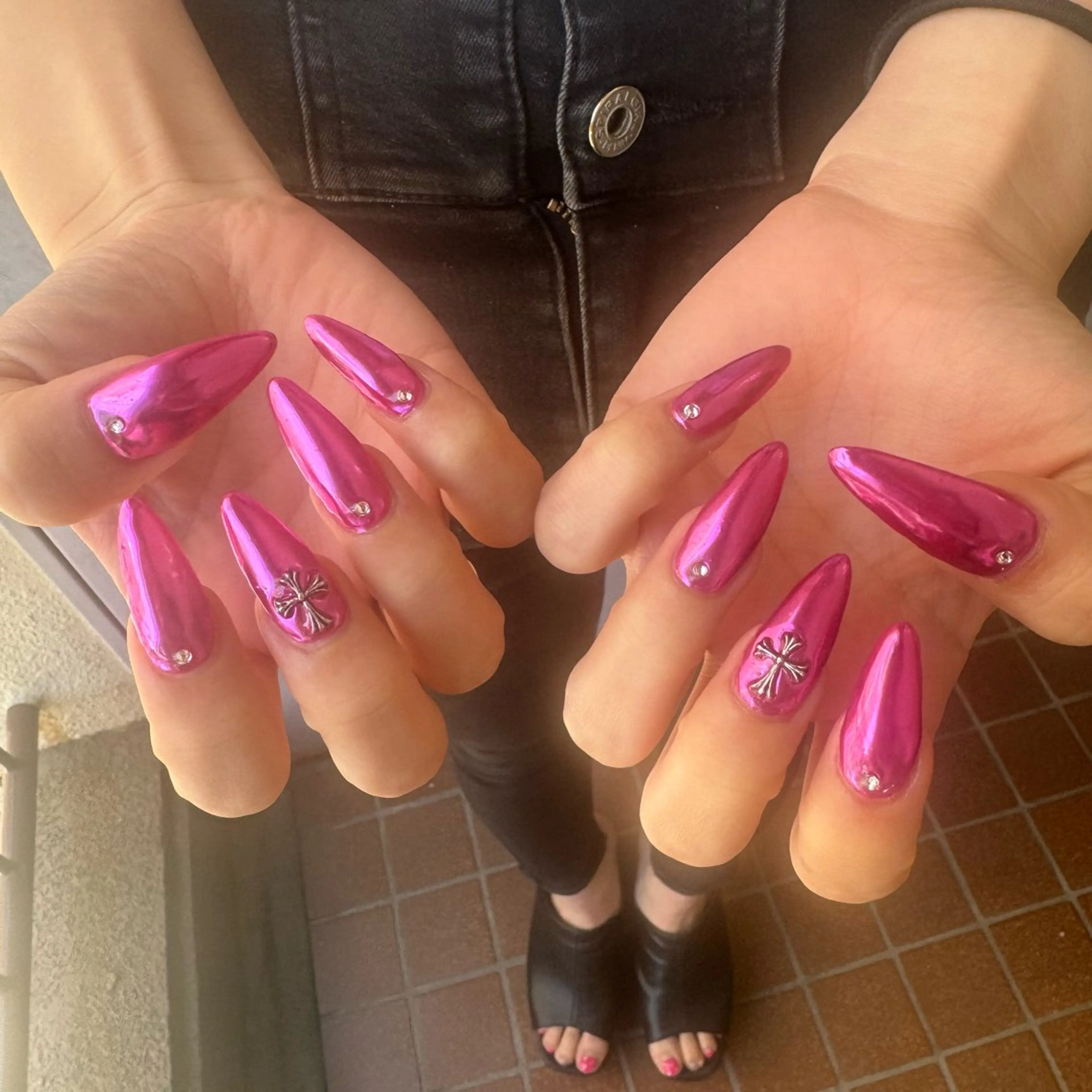 ネイル ミラーネイル ハンドネイル 黒川 実祐のネイルデザイン