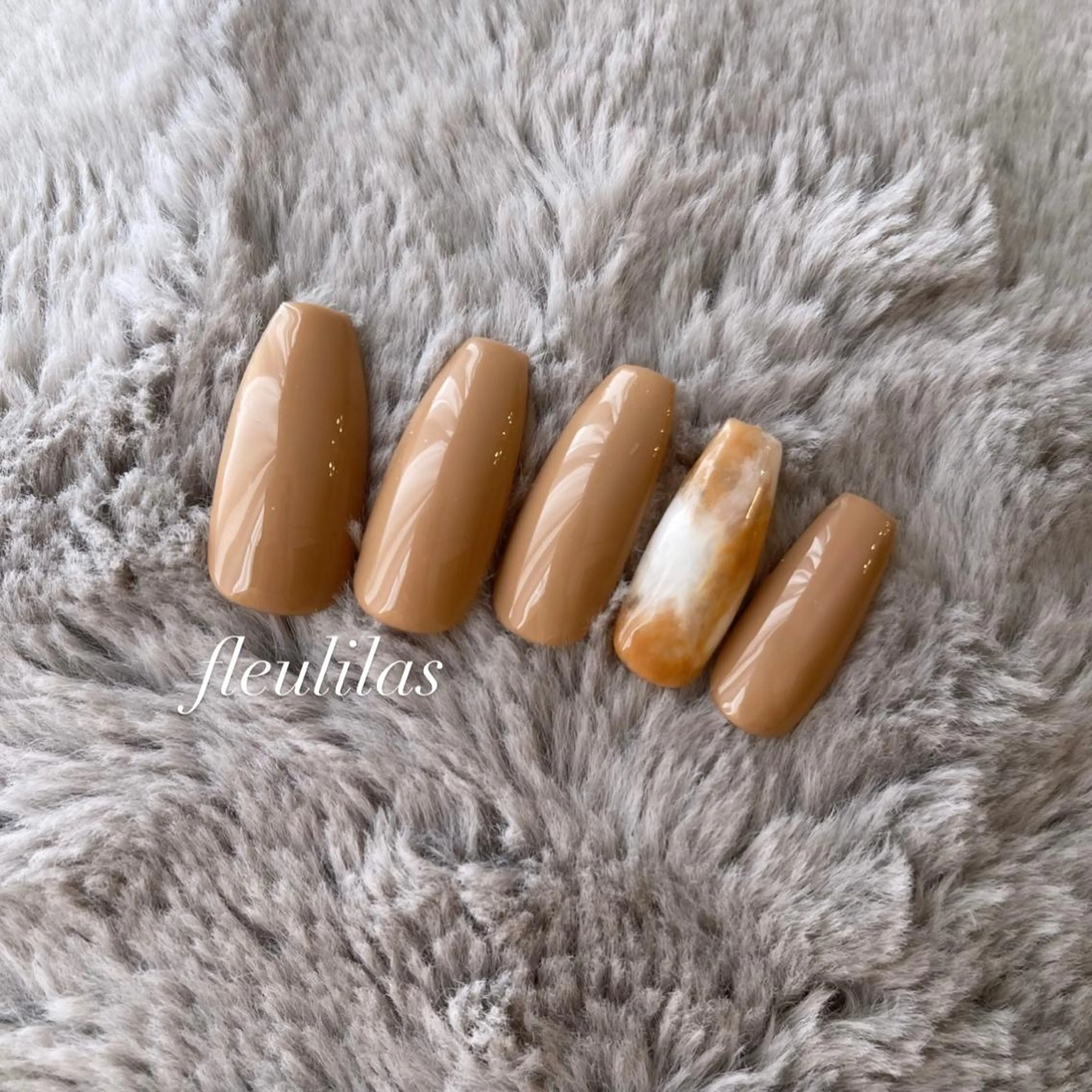 ネイル 大理石ネイル(マーブル) ワンカラーネイル fleulilas 松葉のその他イメージ