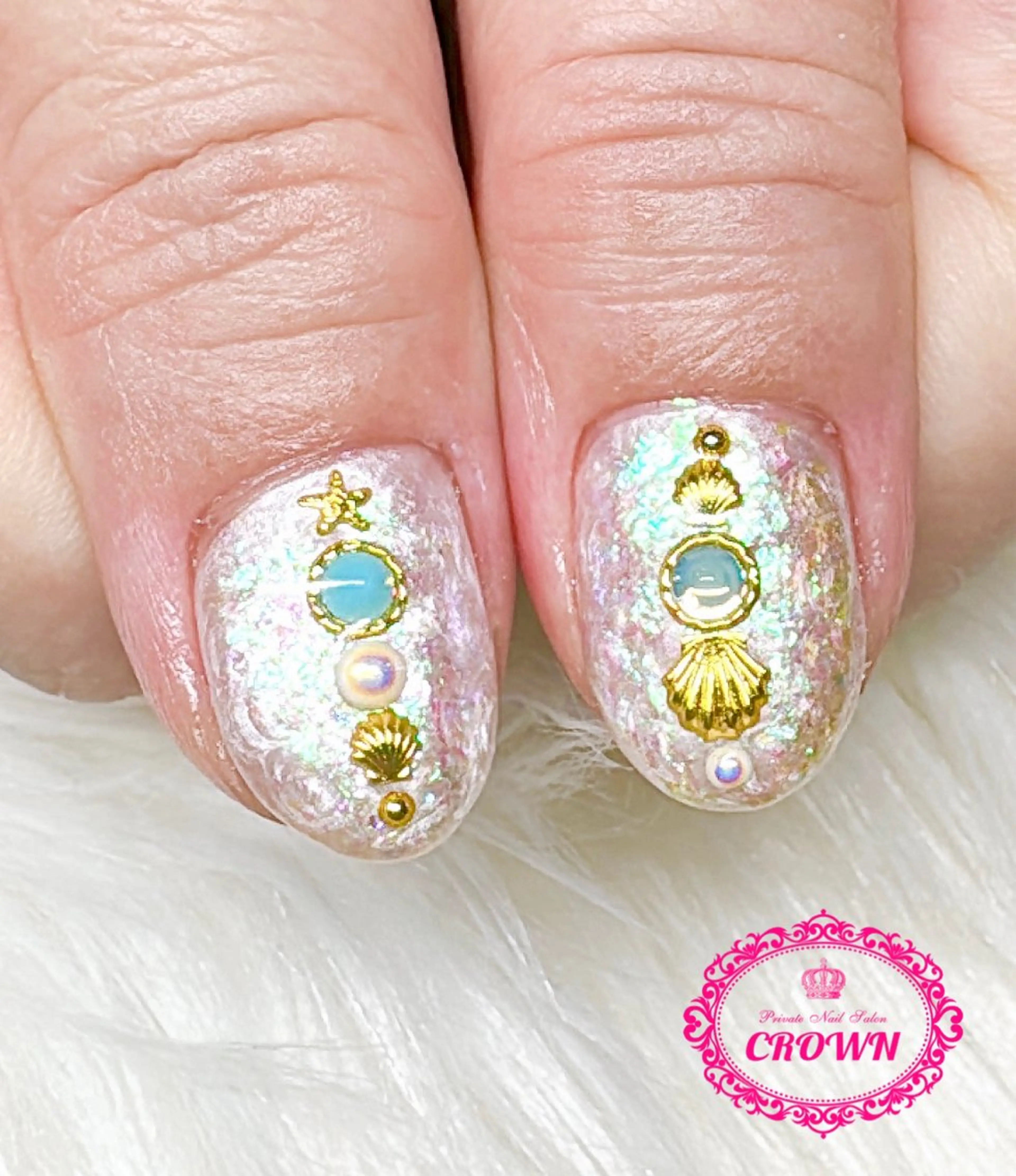 ネイル CROWN プライベートサロンのネイルデザイン