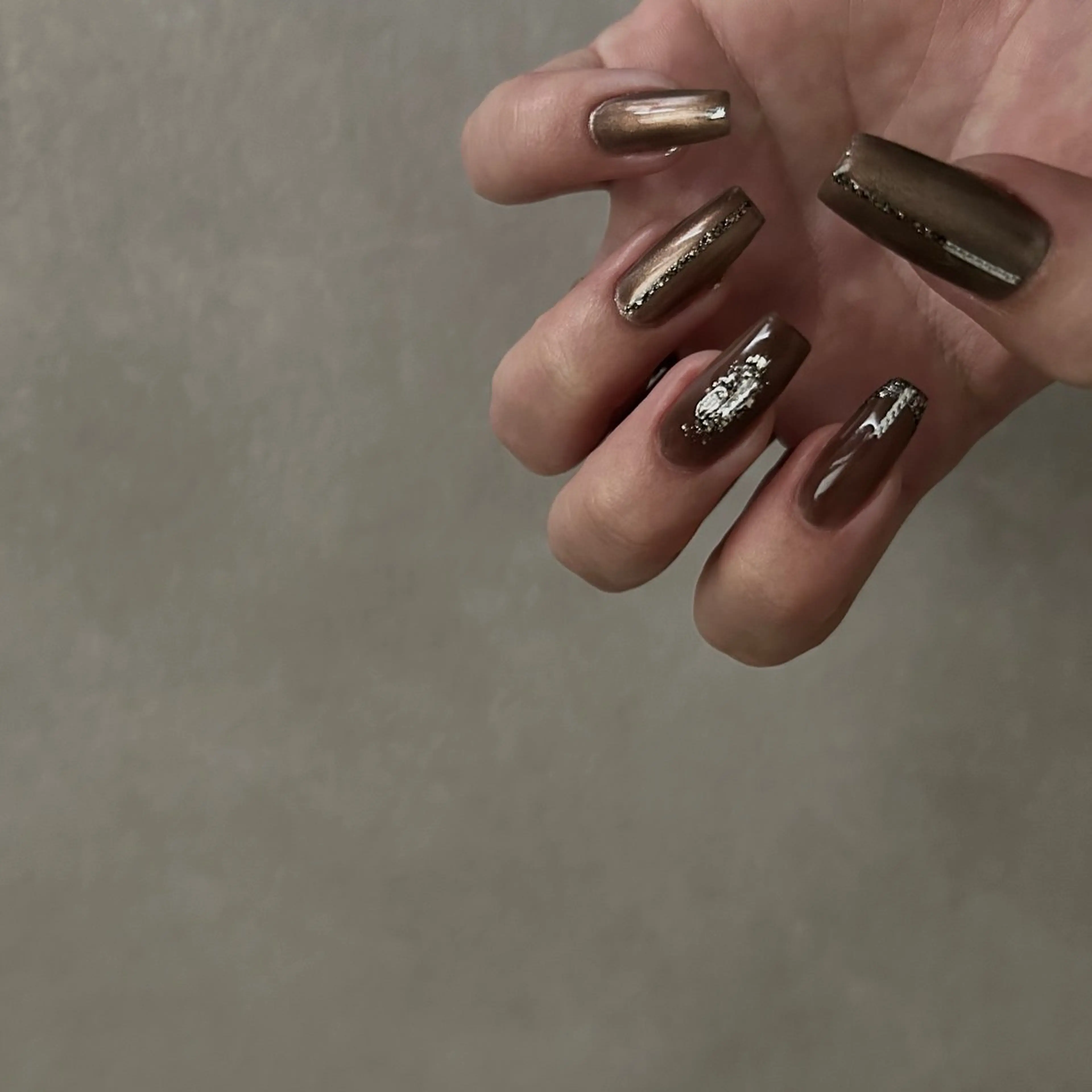 ネイル l o a _ n a i lのネイルデザイン