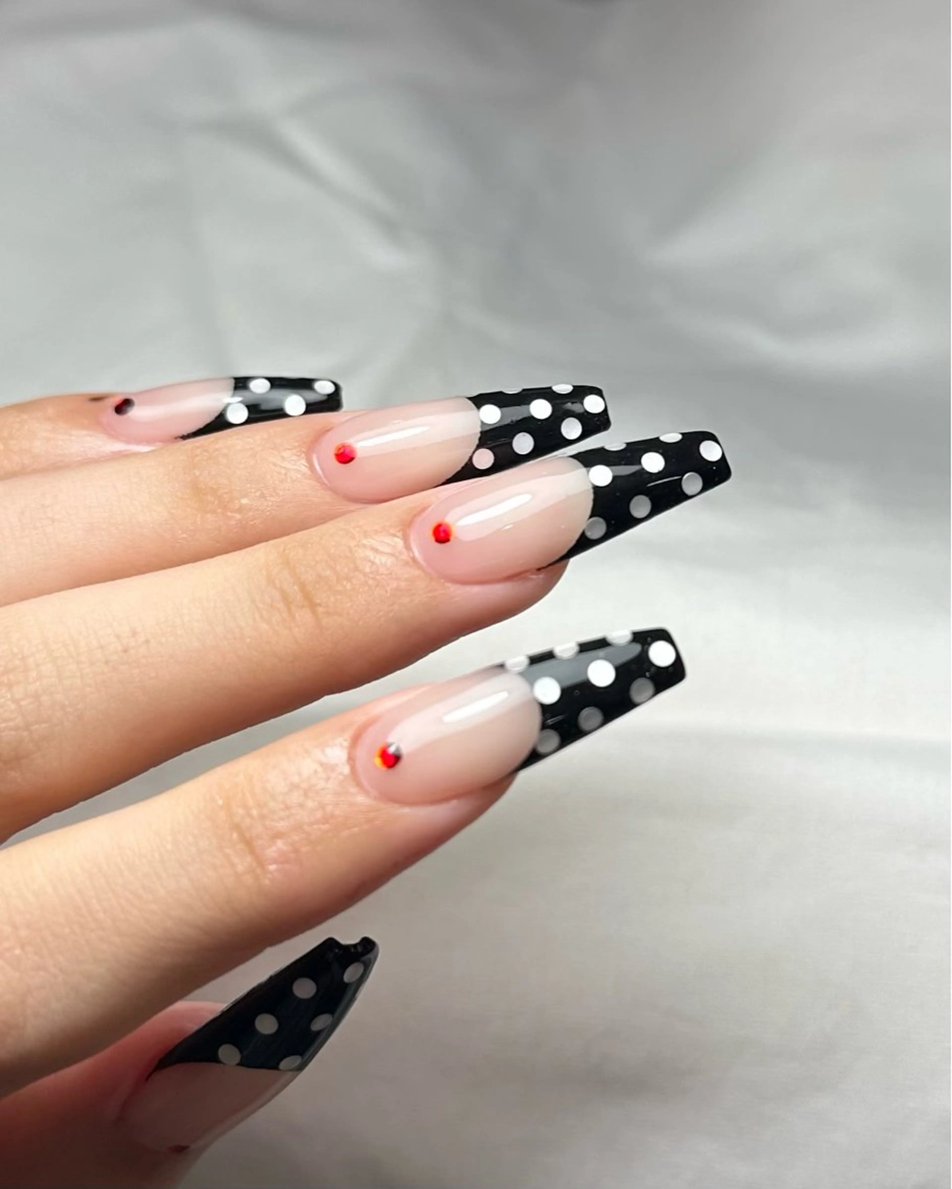 ネイル nail atelier be'所属・be' Yuhiのネイルデザイン