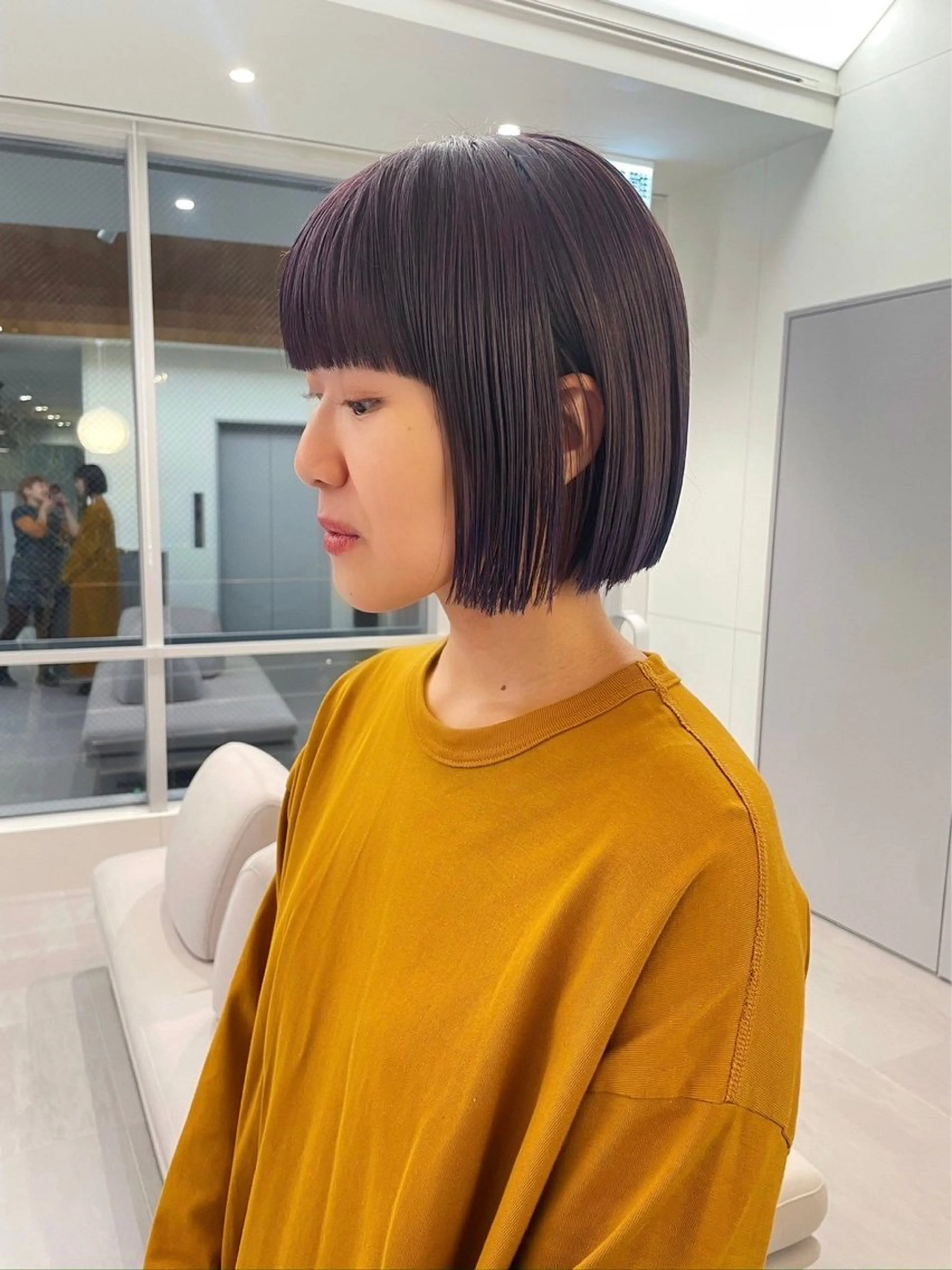 ミディアム カラー レイヤーカット🐩 透明感カラー モカのヘアスタイル