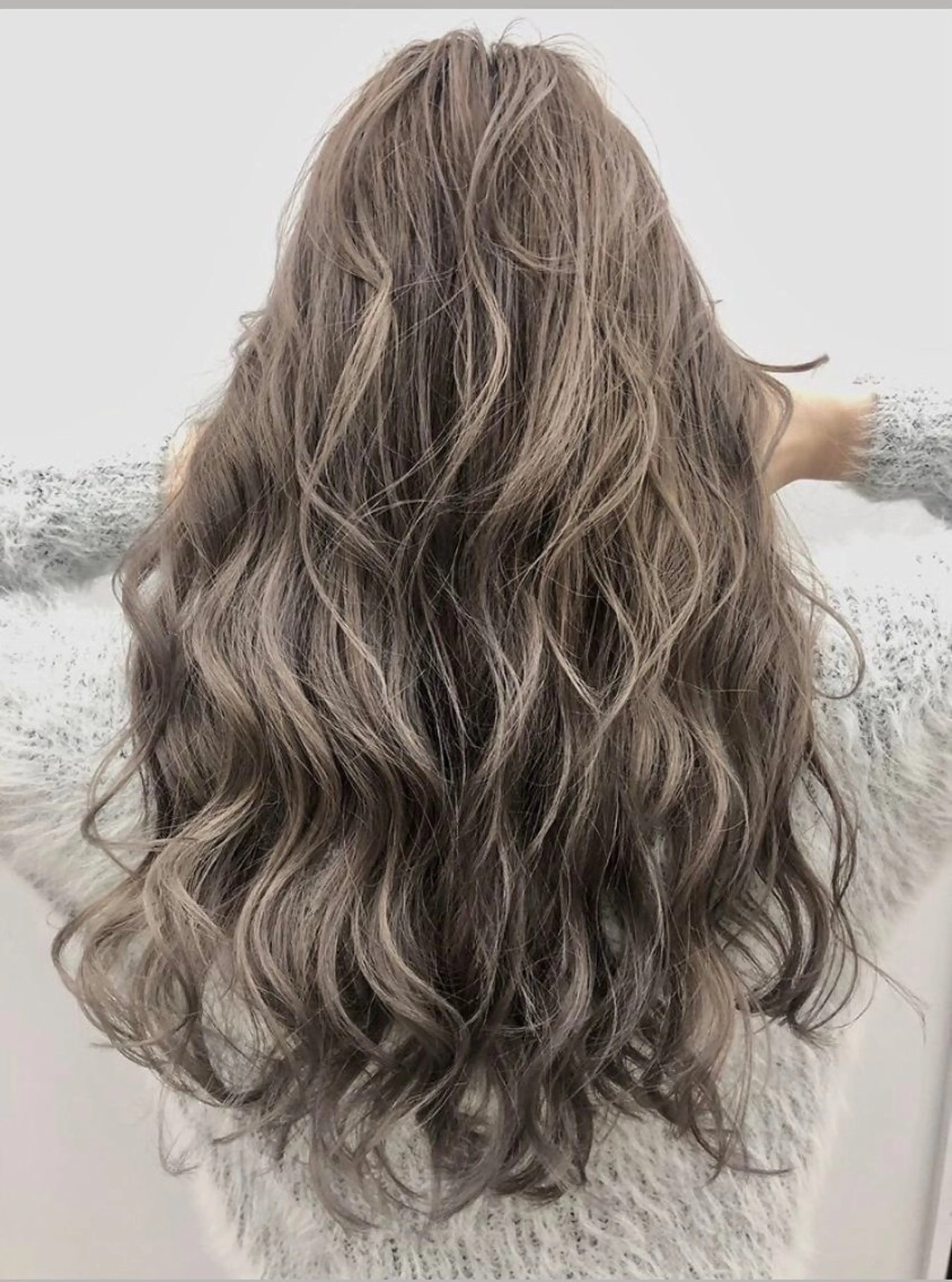 セミロング カラー パーマ ヘアアレンジ メンズ キッズ ハーフアップ 子どものヘアアレンジ メンズバレイヤージュ メンズブリーチ メンズハイライト ヘアカラー トリートメント ヘッドスパ ヘアセット 【kotona】GrandStorysalon所属・kotona 🤍miuraのヘアスタイル