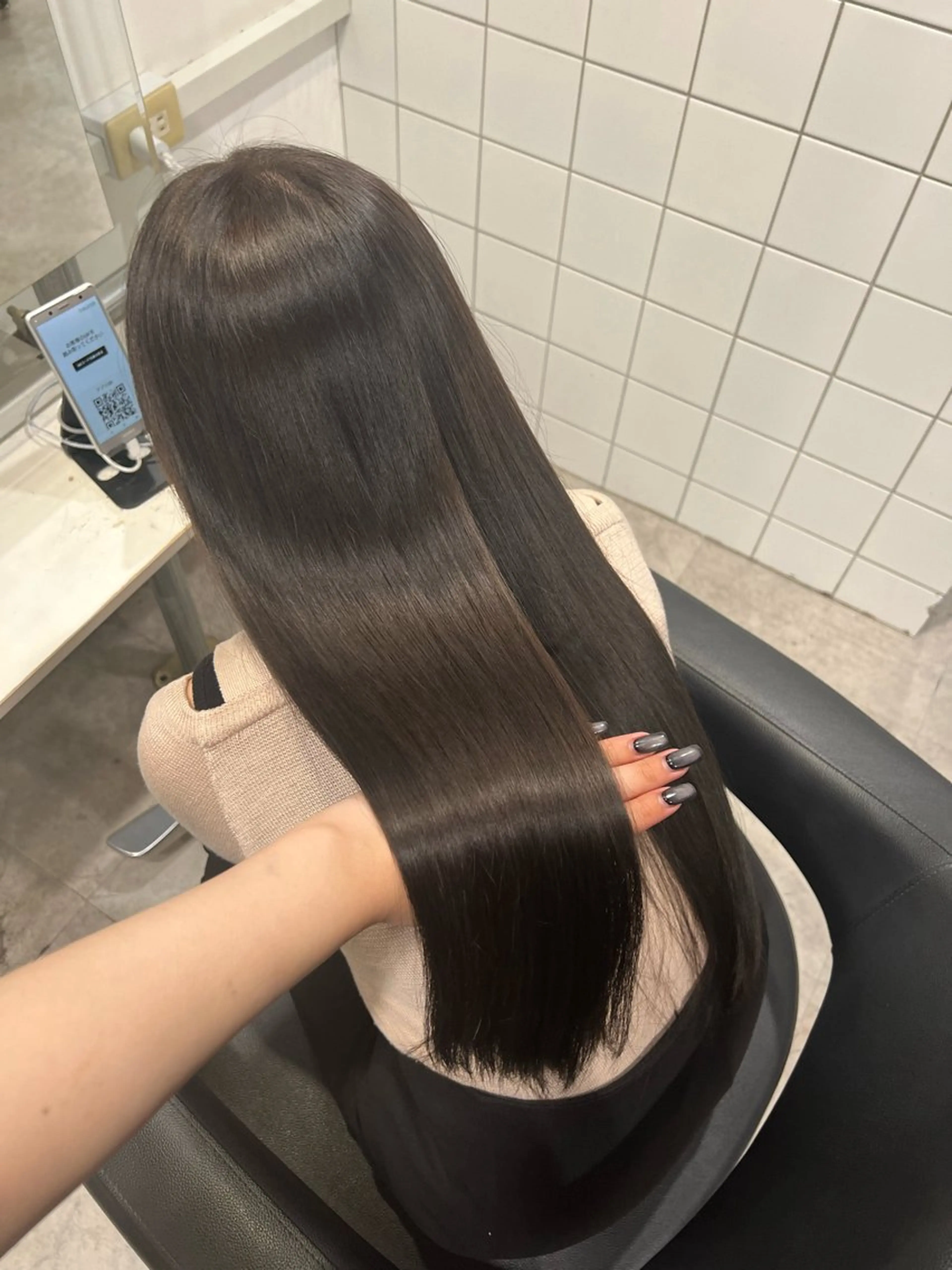 ロング カラー 透明感カラー グレージュ 髪質改善 暗髪🩶ラベンダー/ ブルー/ユウナ🤍のヘアスタイル