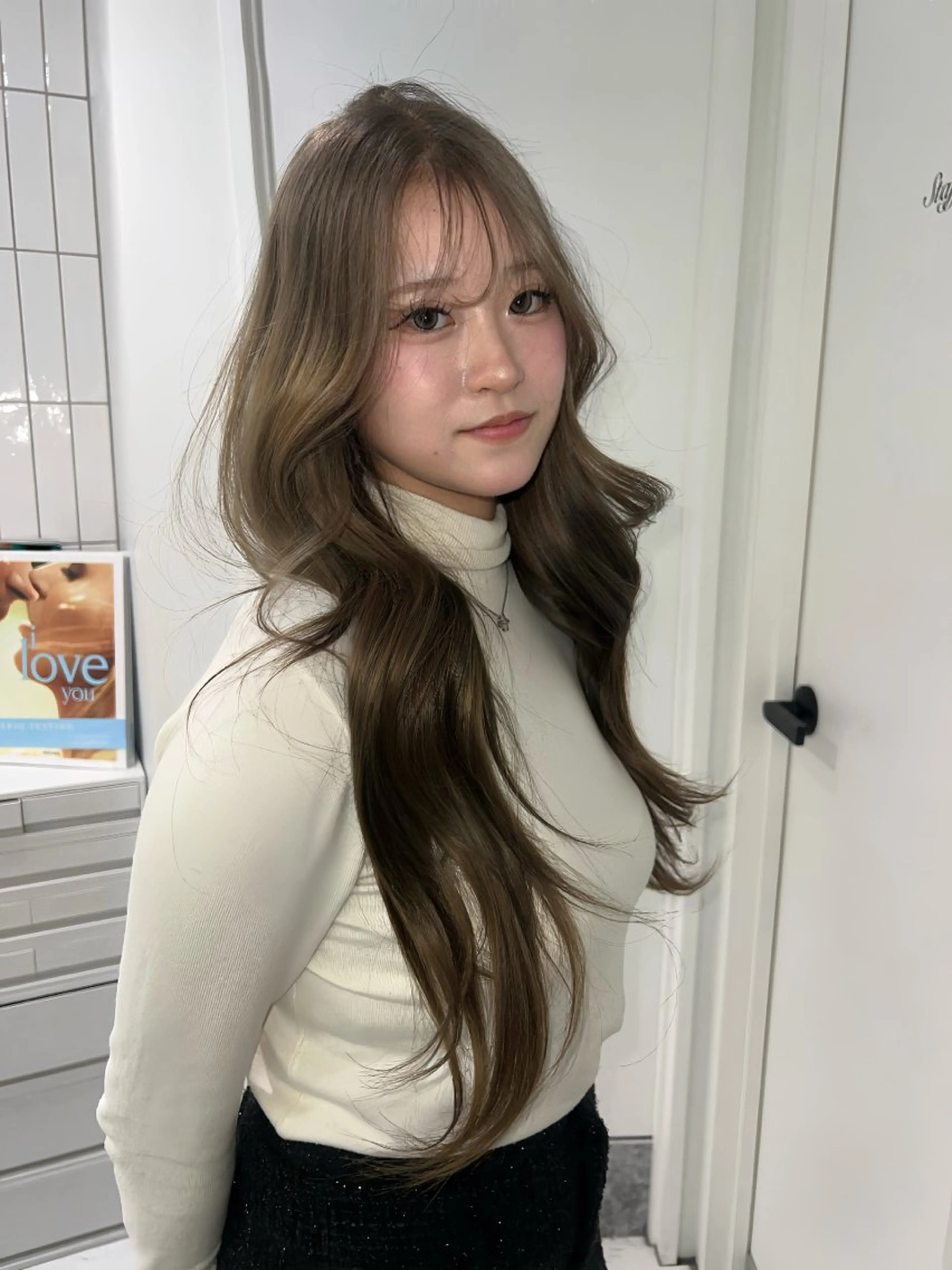 ロング カラー ヘアカラー Risa／盛れる レイヤー／カラー特化のヘアスタイル