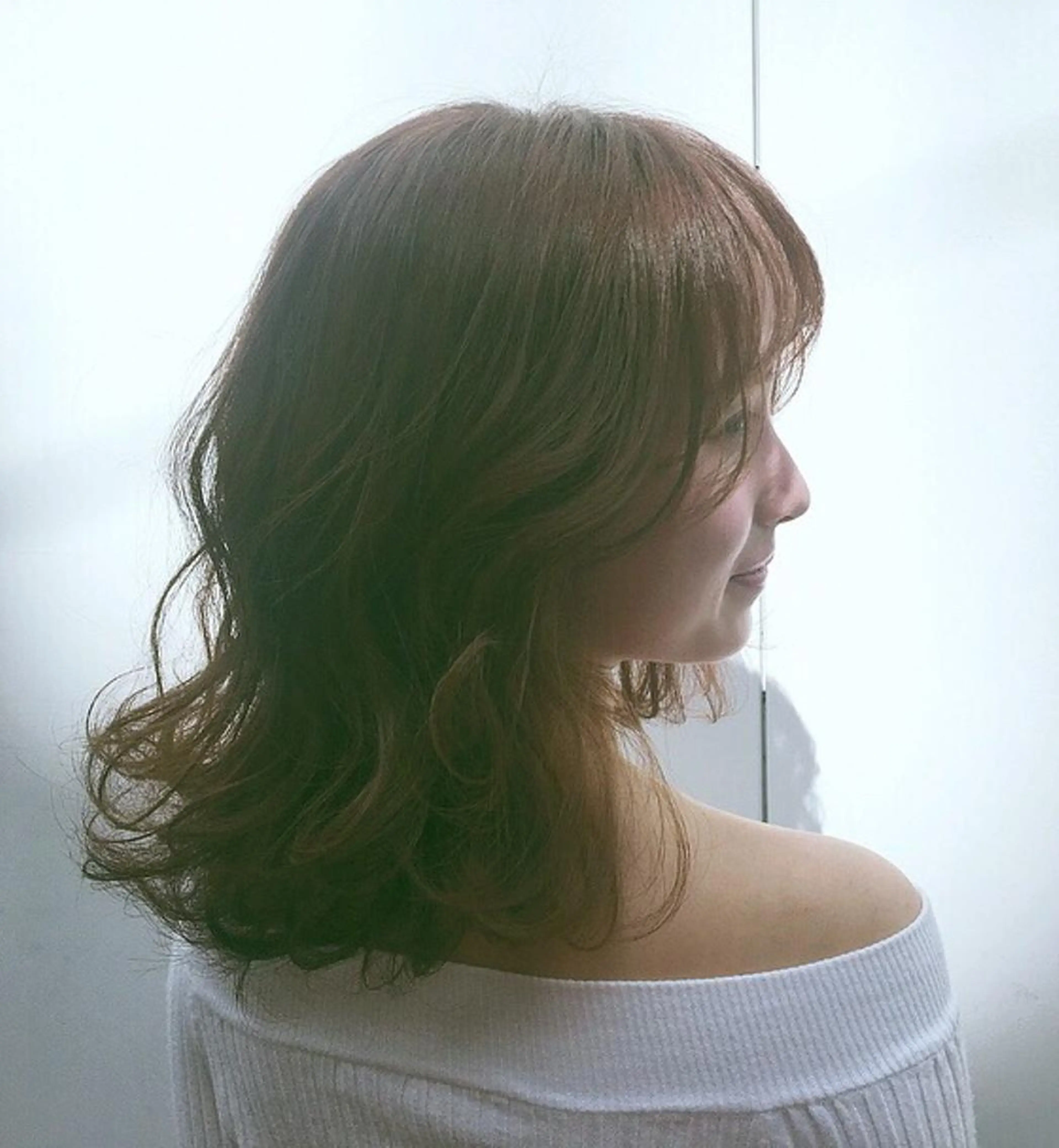 セミロング カラー パーマ ヘアアレンジ セミロングパーマ ブリーチ デザインカット トリートメント 心斎橋 女性 スタイリスト 大阪のヘアスタイル