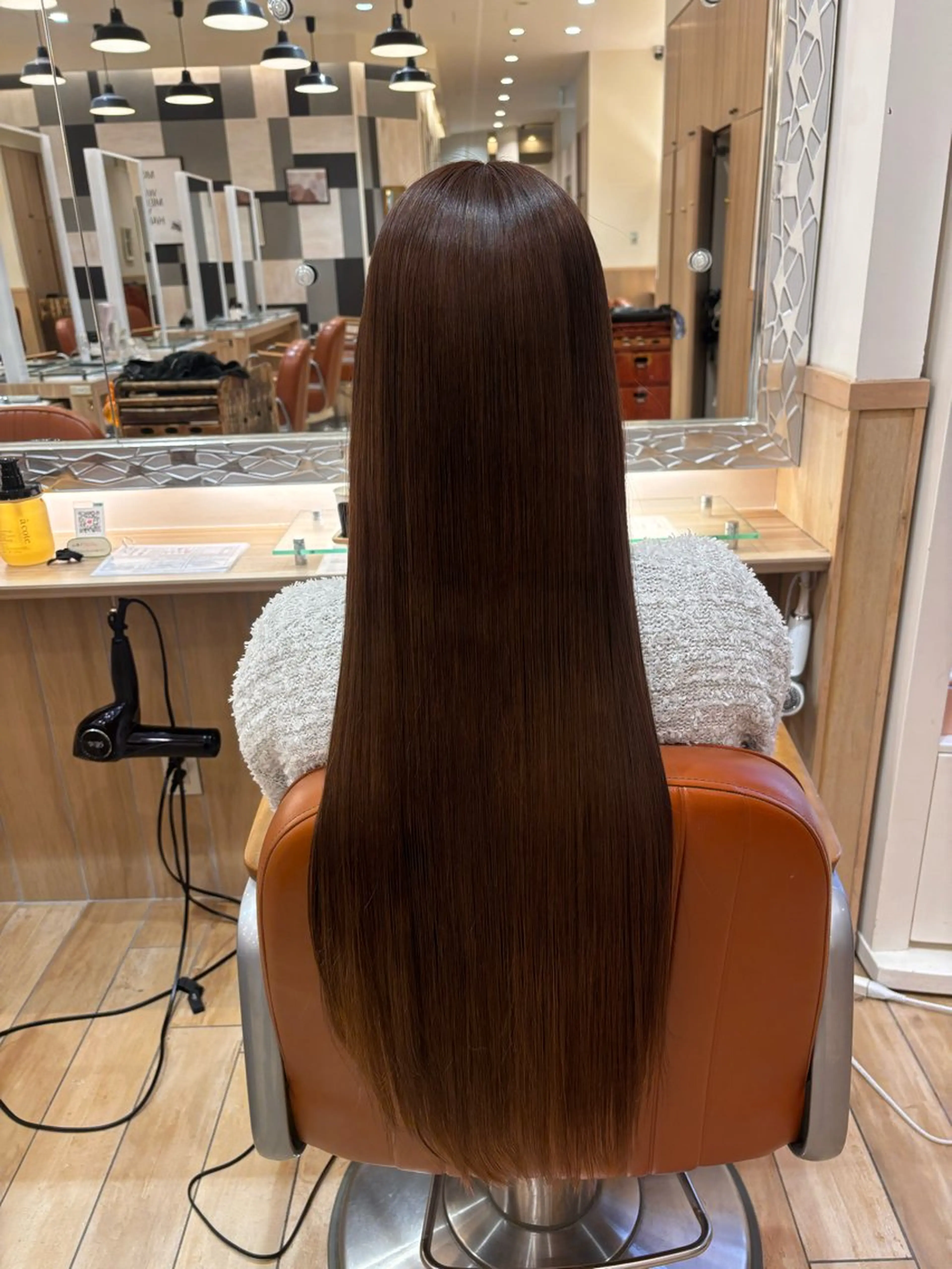 ロング ヘアカラー 平久保 唯那のヘアスタイル