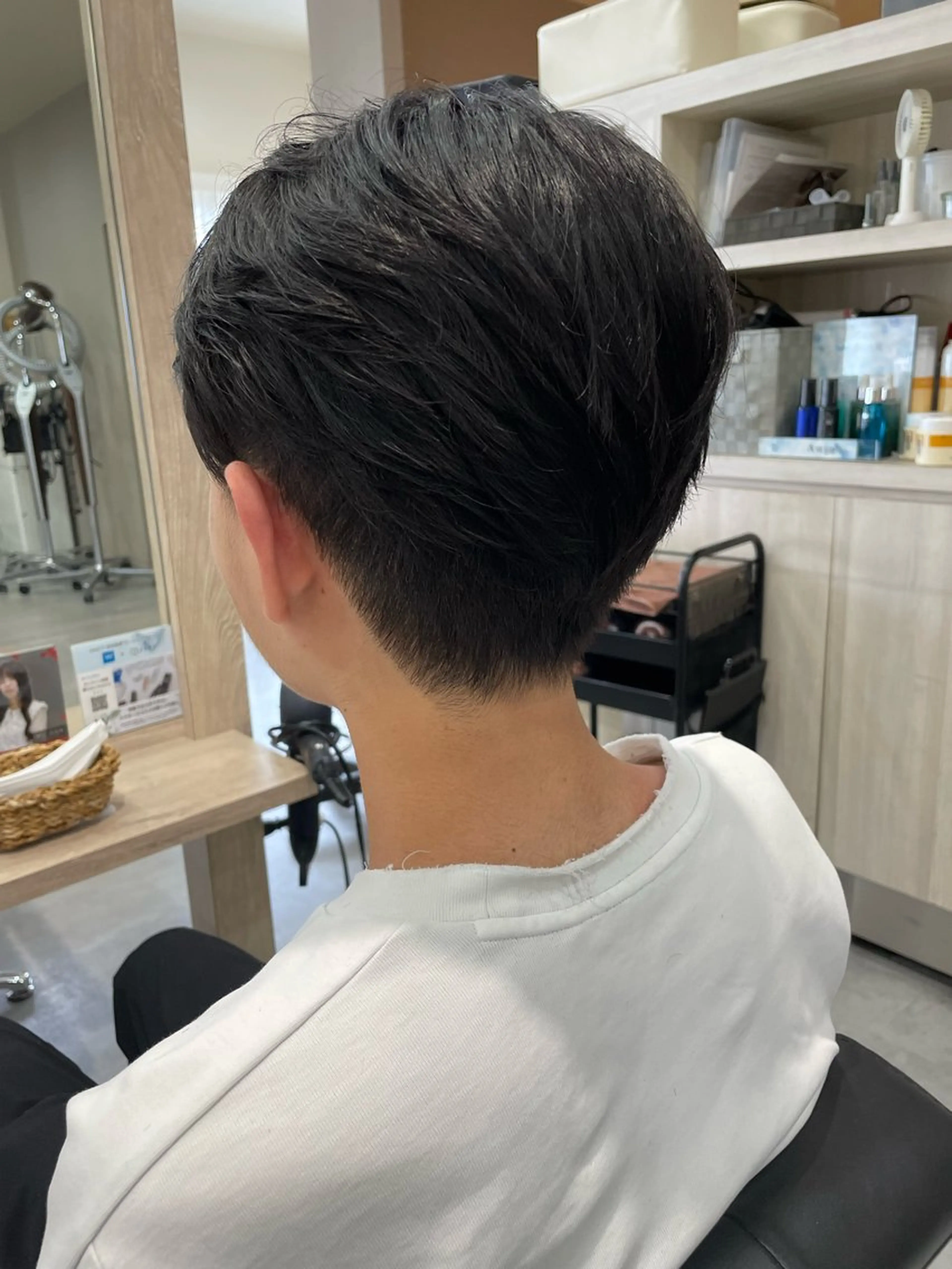 メンズ マッシュ ツーブロック 刈り上げ カット 永田 まどかのヘアスタイル