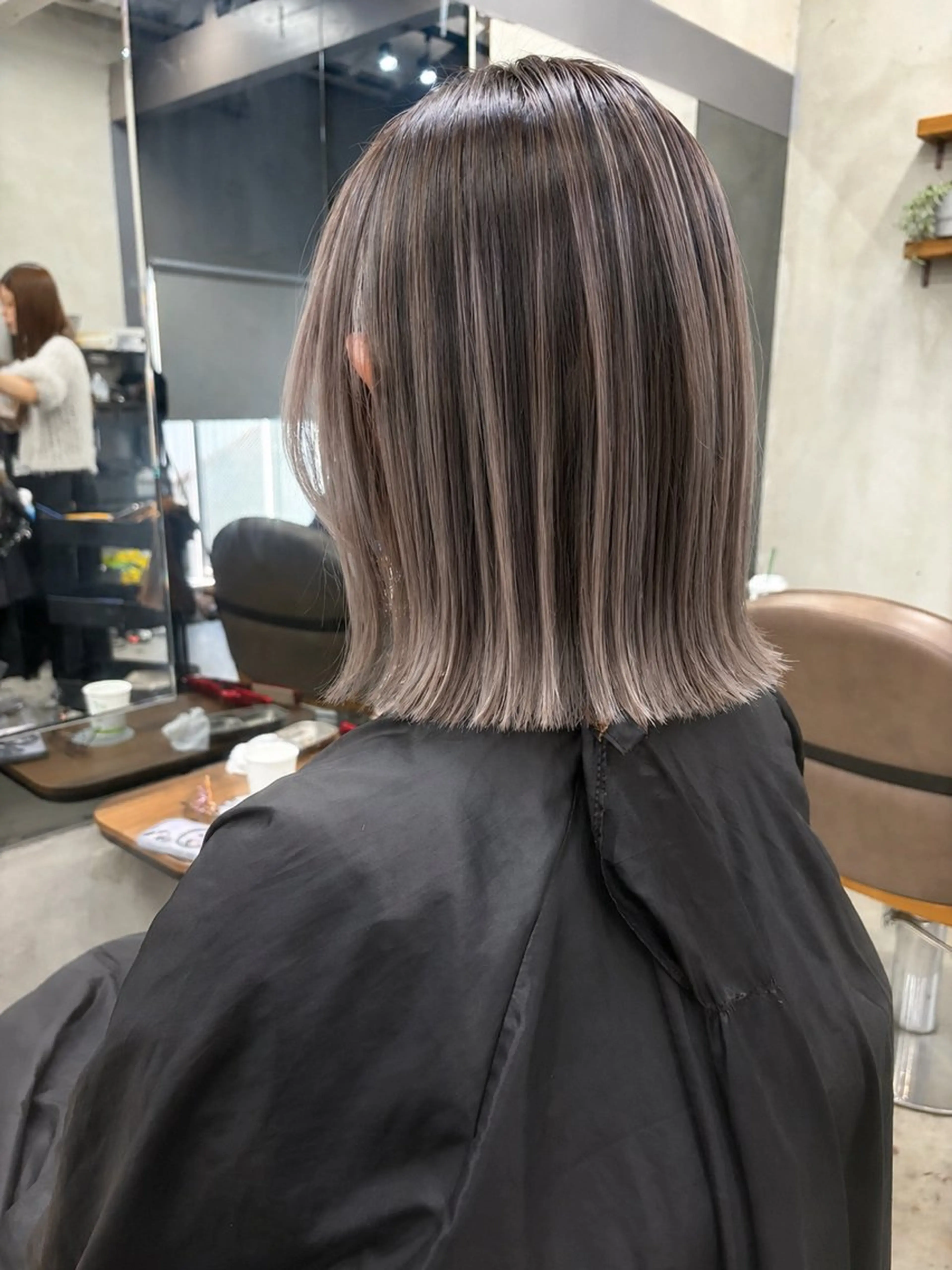 ショート レイヤーカット カット ヘアカラー トリートメント AiM エイム　韓国レイヤーのヘアスタイル