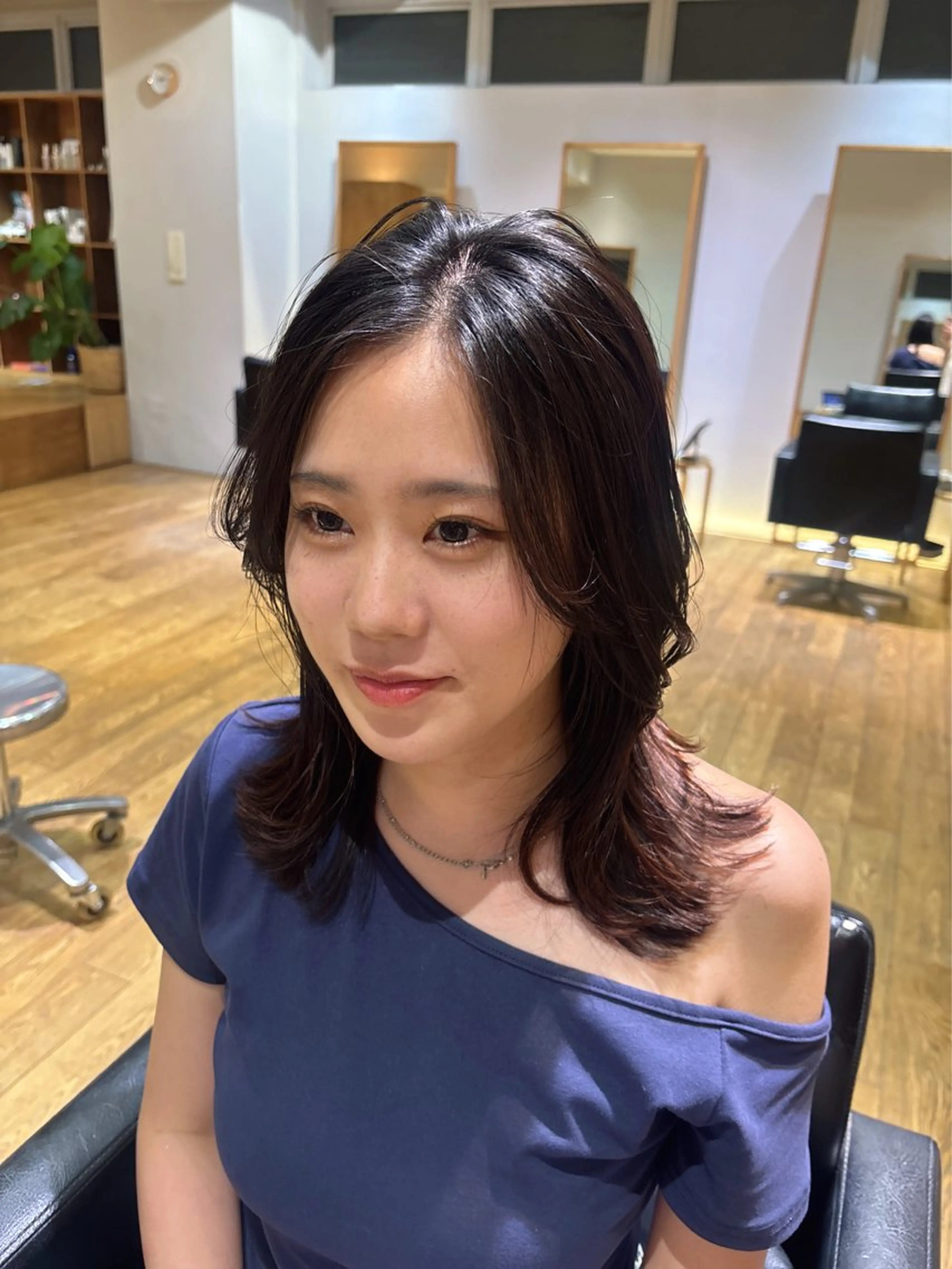 ミディアム カット 韓国風パーマ/ オリーブ🇰🇷あゆのヘアスタイル