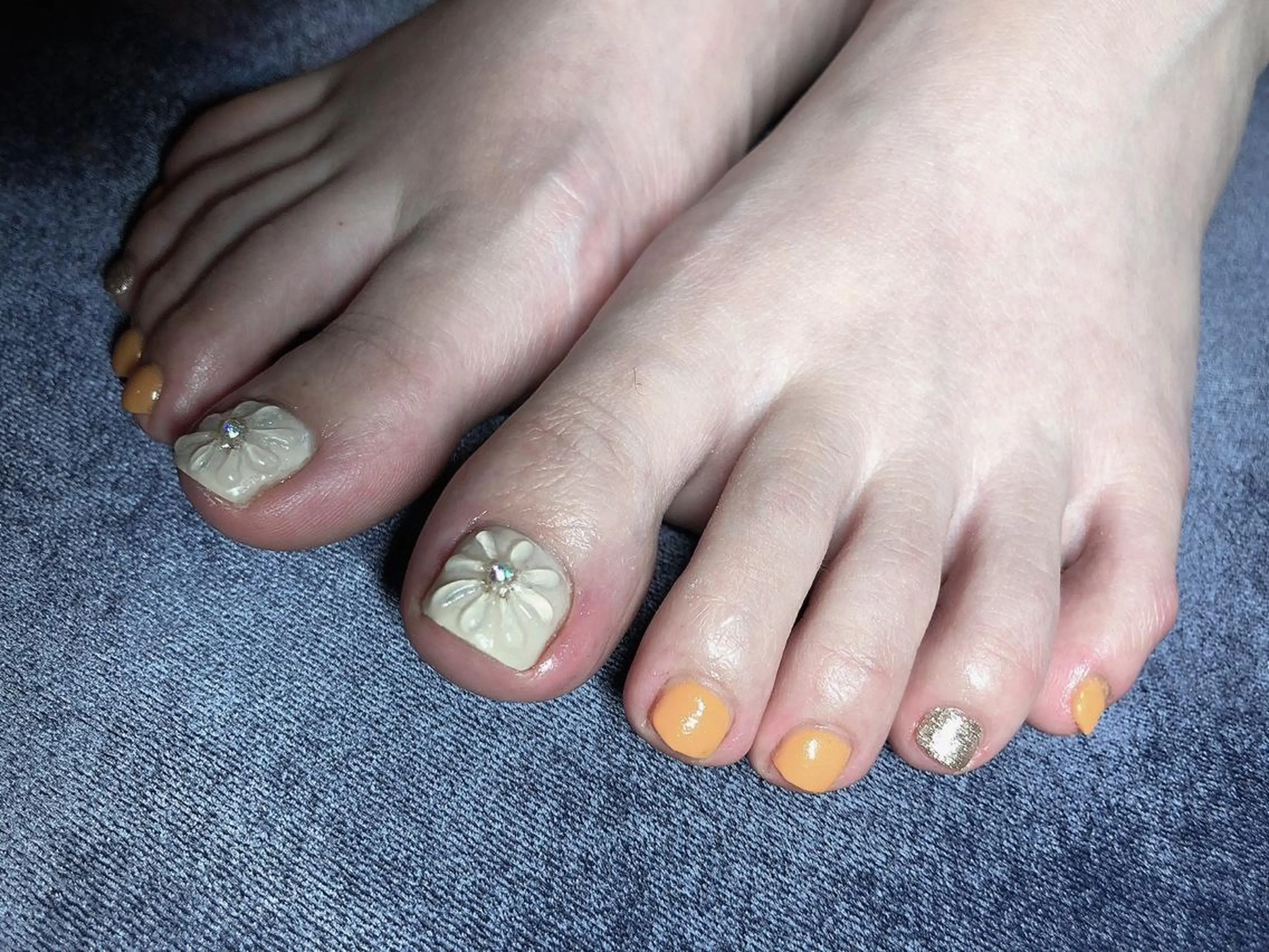 ネイル iiloo aromaworksのネイルデザイン