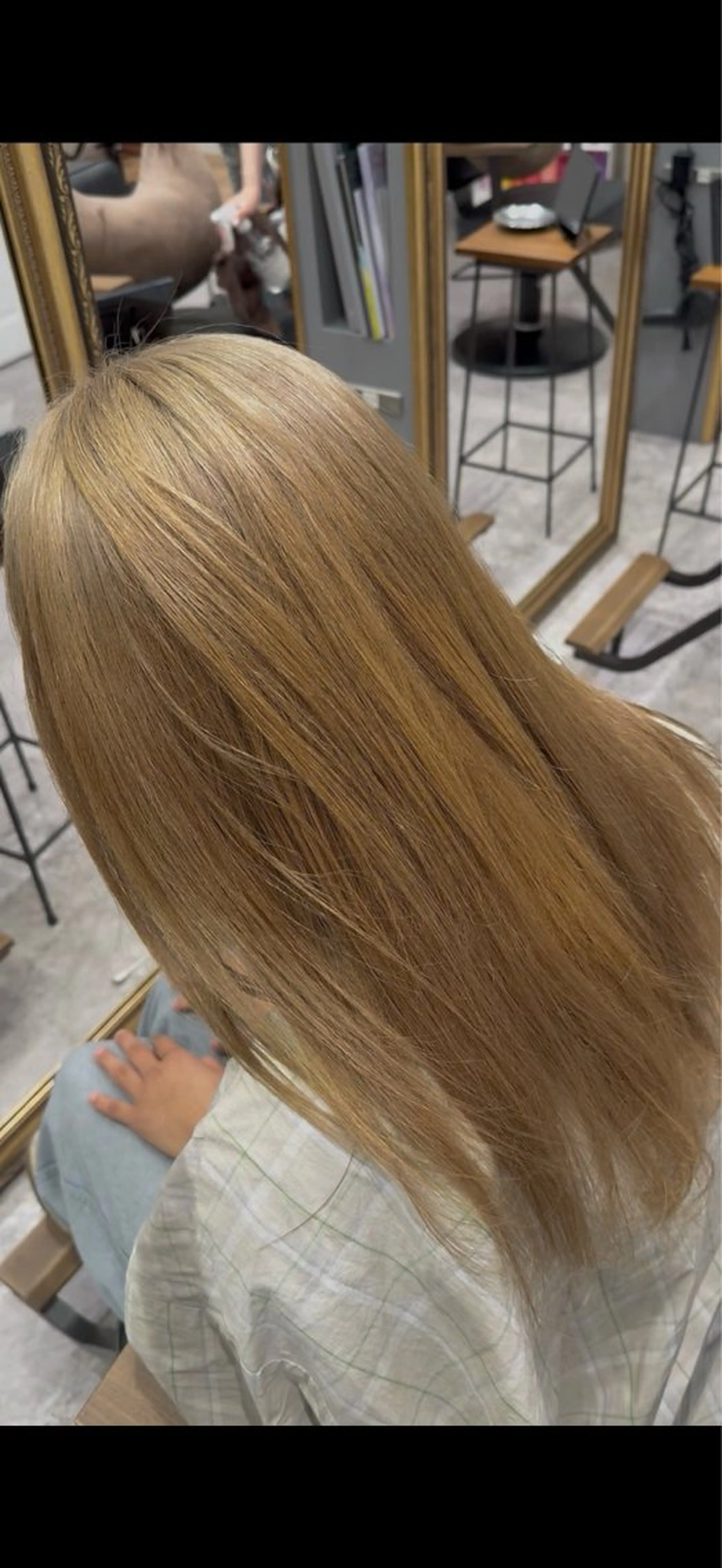 ロング カラー 💎寒色特化💎 透明感カラーみきのヘアスタイル