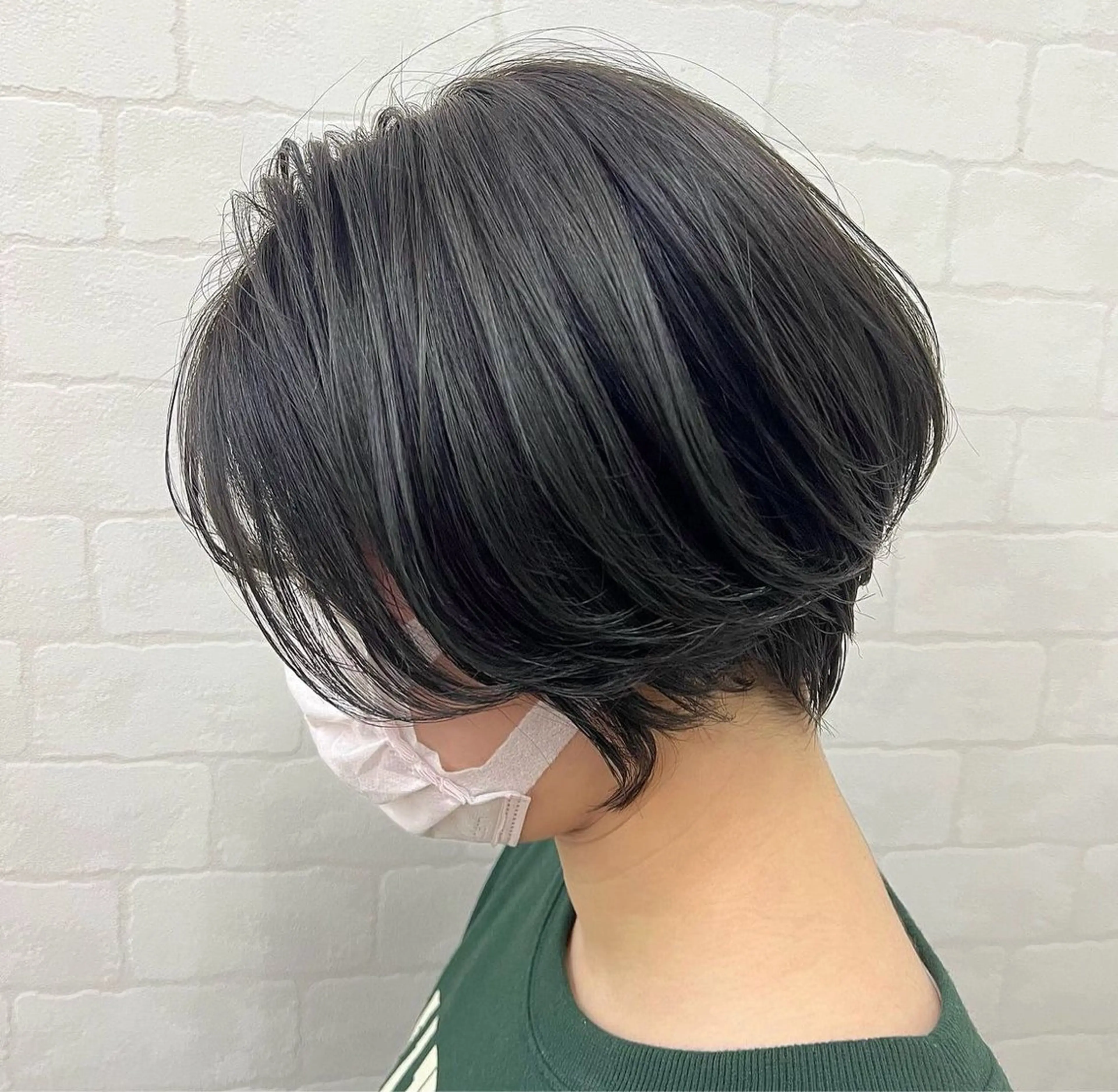 ショート カラー ブリーチ グレージュ イルミナカラー ブリーチなしカラー カット ヘアカラー 藤野 莉奈のヘアスタイル