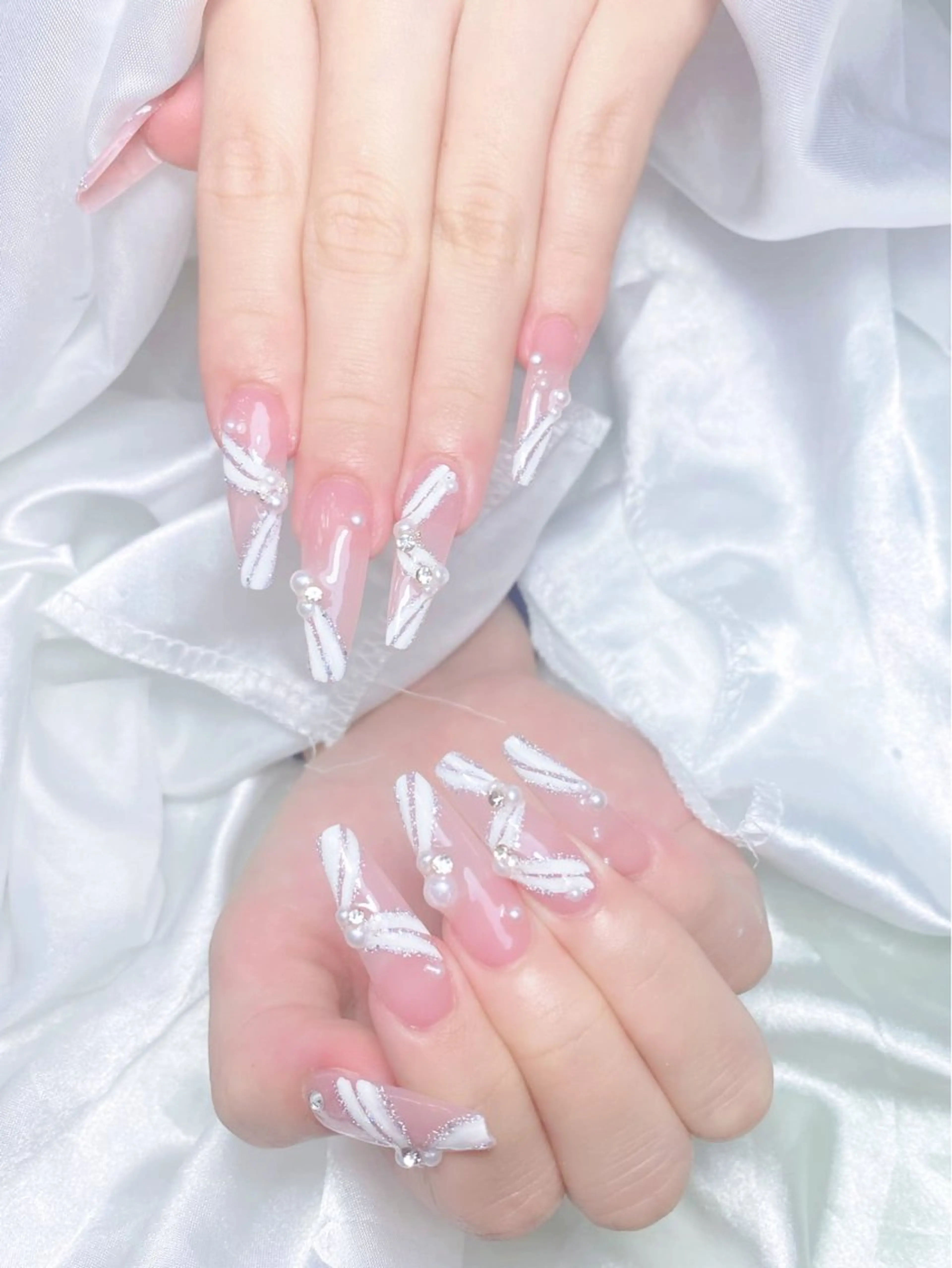 ネイル LEELA NAIL STUDIO所属・LEELA NAIL STUDIOのネイルデザイン