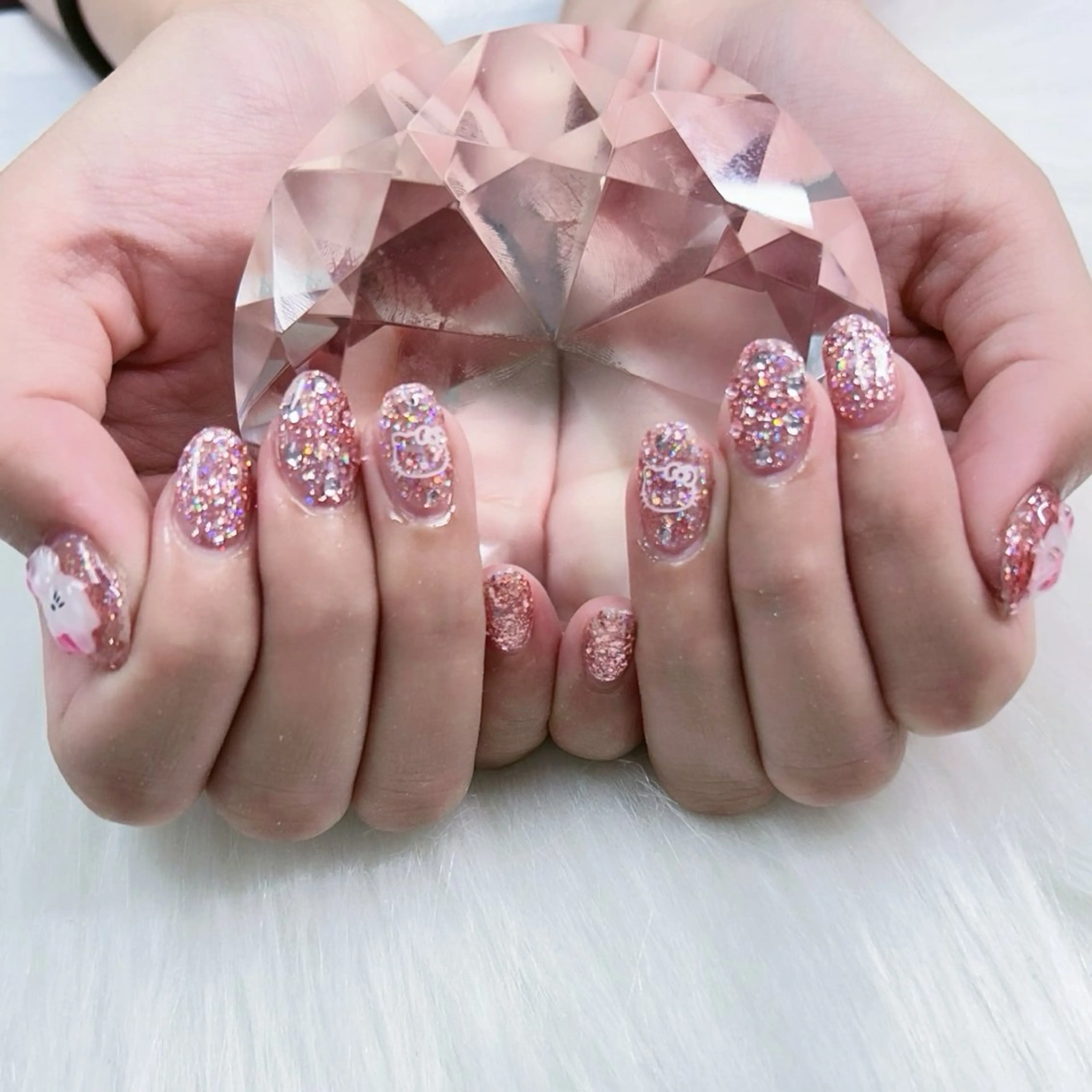 ネイル パーツ全部¥110 サロンミミのネイルデザイン