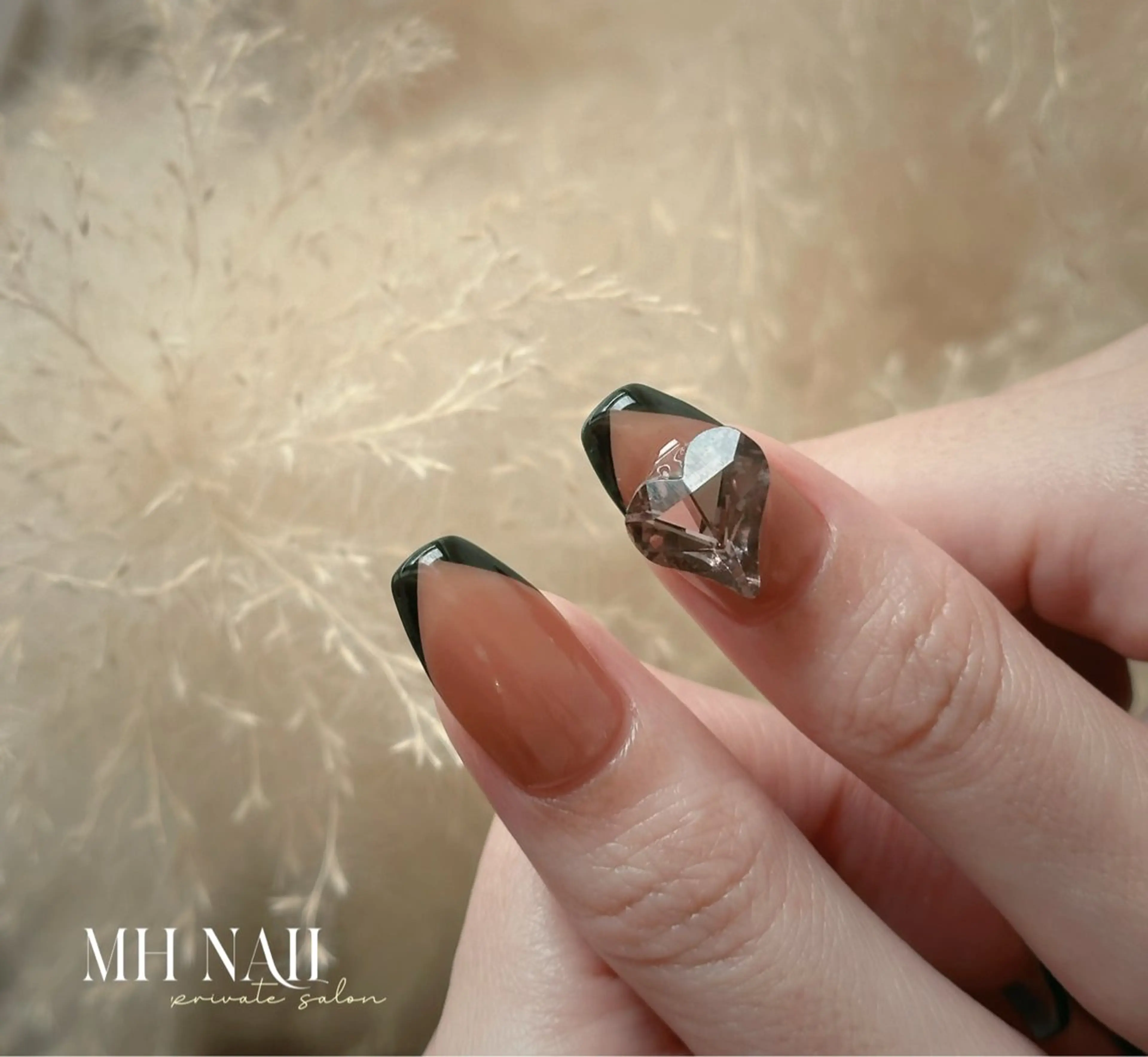 ネイル ハンドネイル MH Nailのネイルデザイン