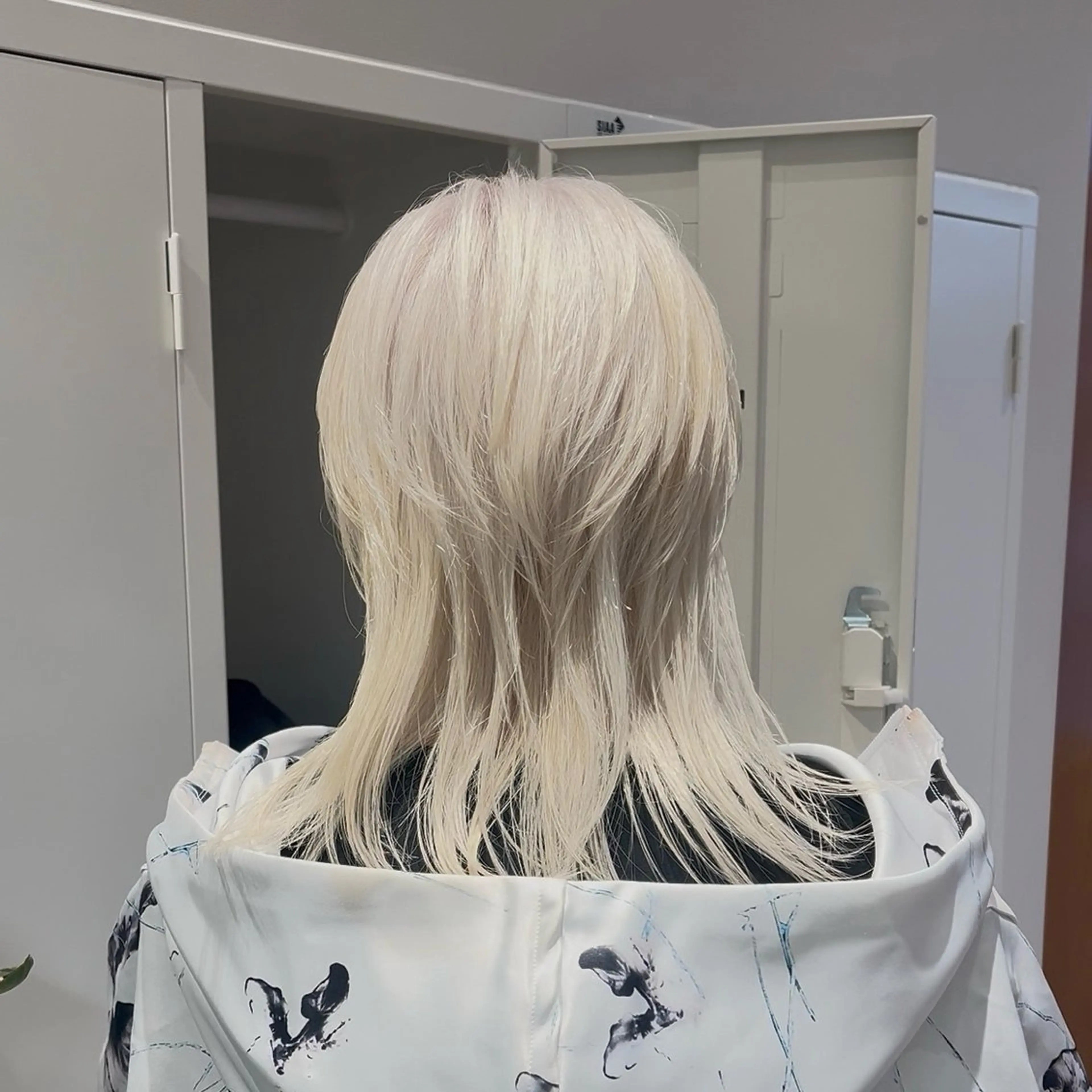 似合わせカット+髪質補修ケアブリーチ(ブリーチ1回)+髪質改善ケラチントリートメント💎の写真