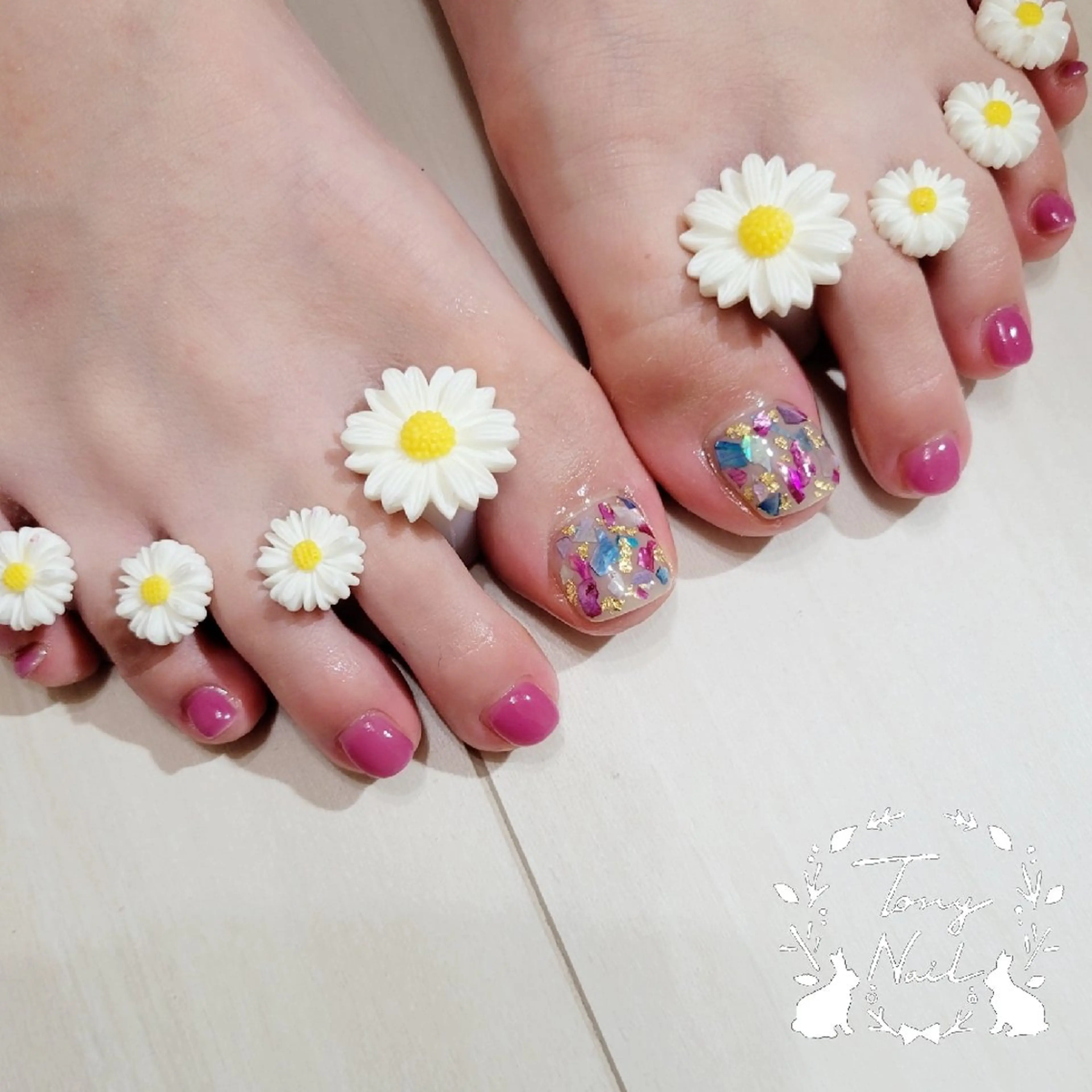 ネイル フットネイル tony nail.のネイルデザイン