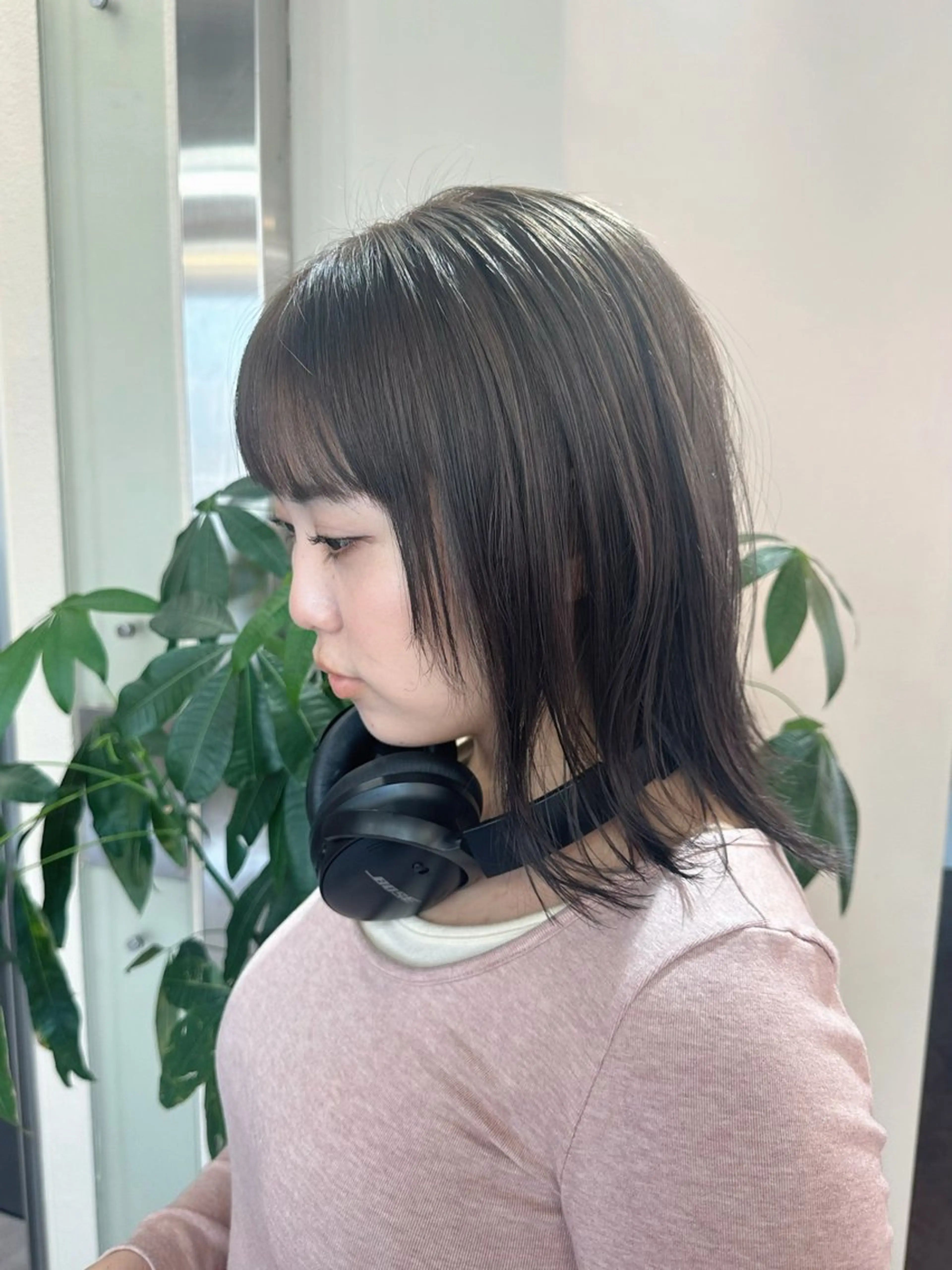 ミディアム カラー グレージュ 加藤 杏のヘアスタイル