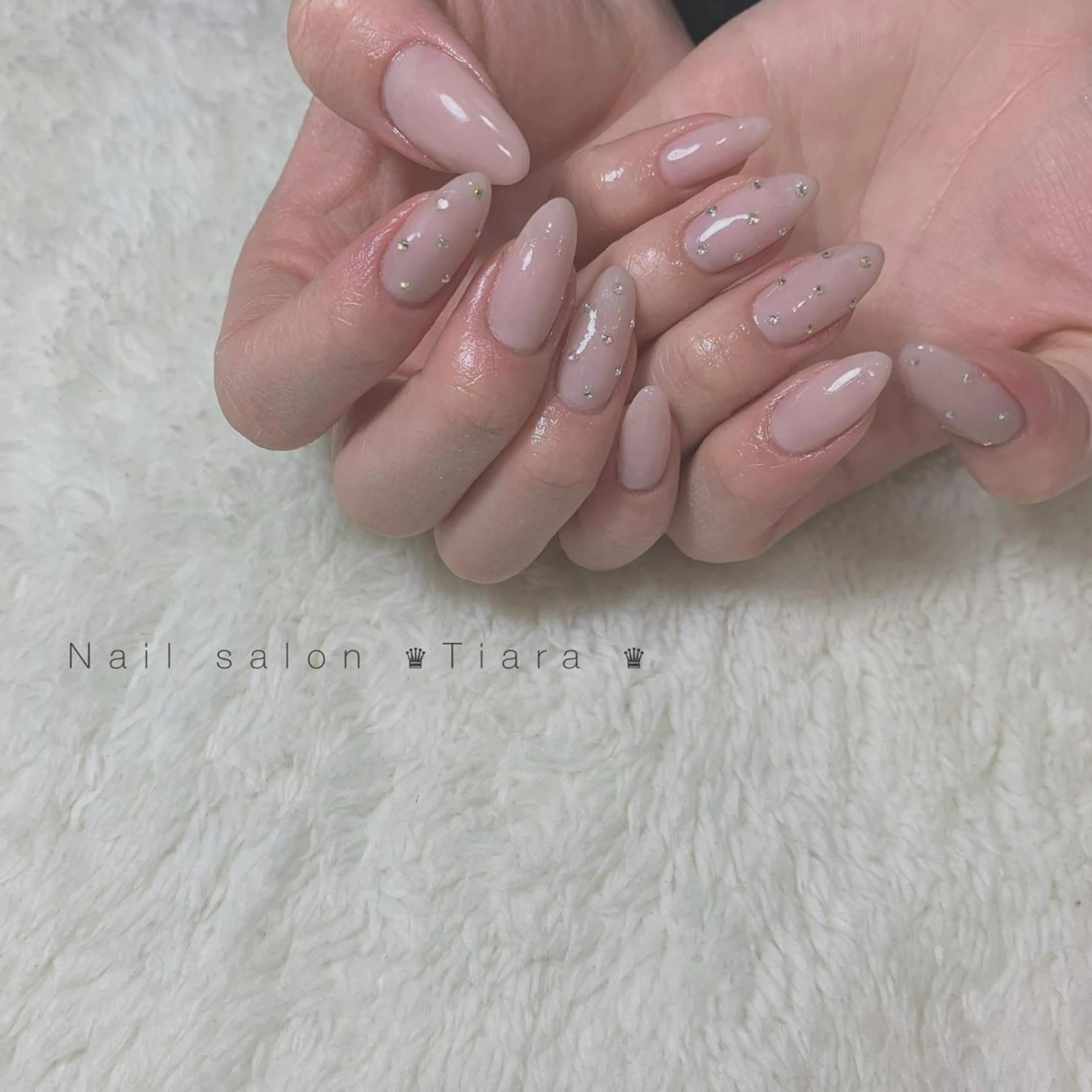 ネイル ハンドネイル Tiara♛ティアラ 山口くるみのネイルデザイン