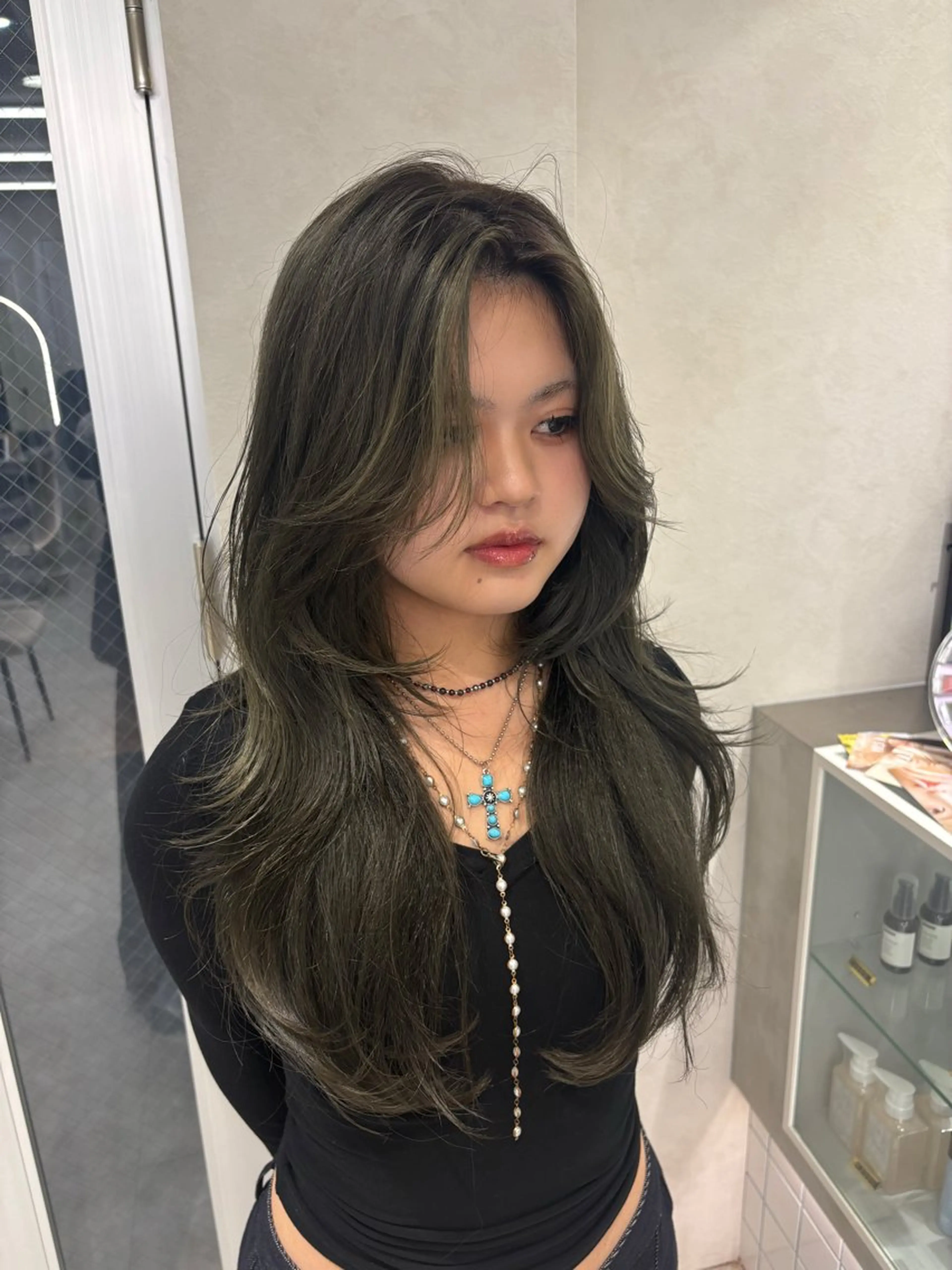 ロング ハッシュカット ハイレイヤー 韓国風ヘア レイヤーカット Yuta✂︎ 韓国レイヤー🪽のヘアスタイル