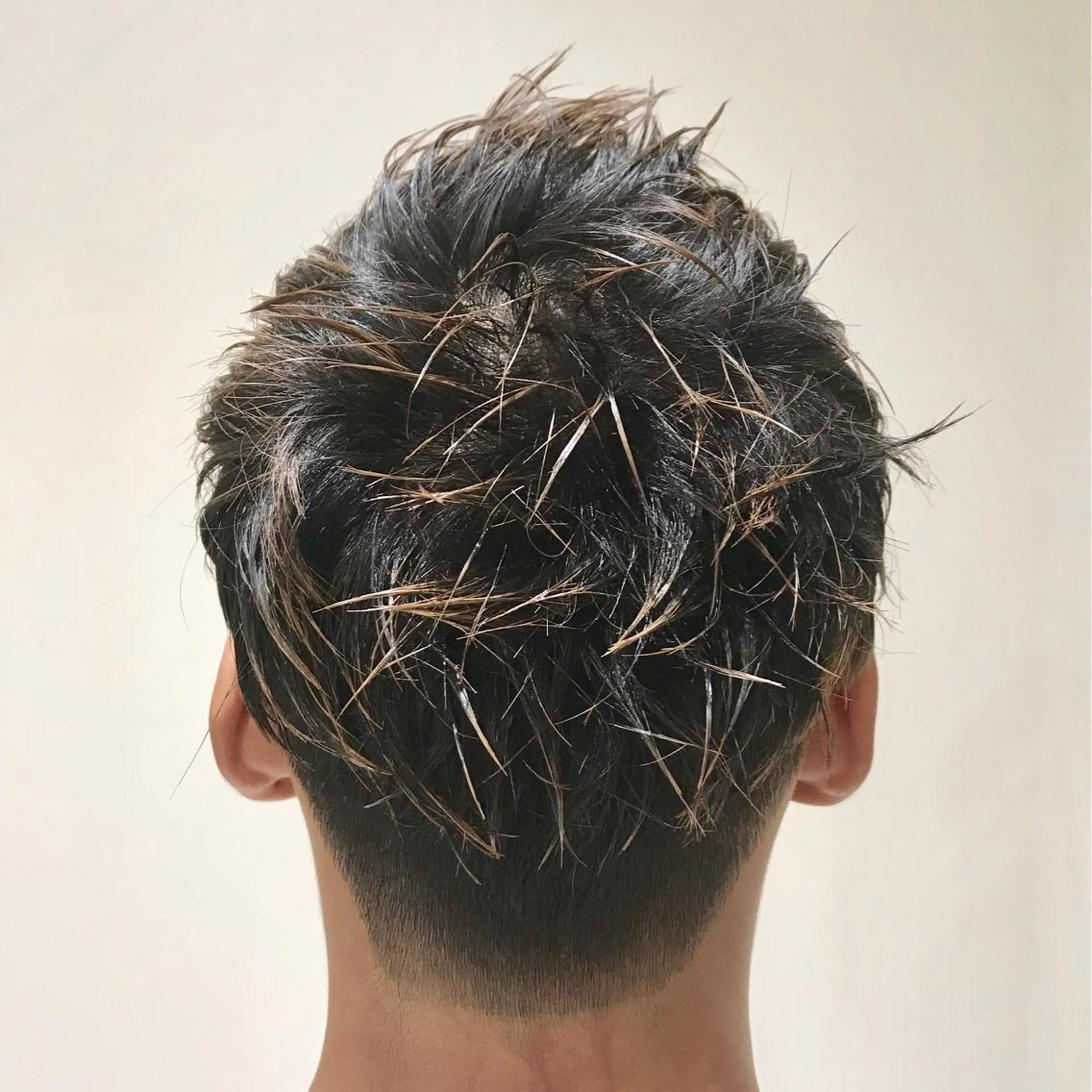 ショート カラー メンズ 刈り上げ ショートヘア KEN KENのヘアスタイル