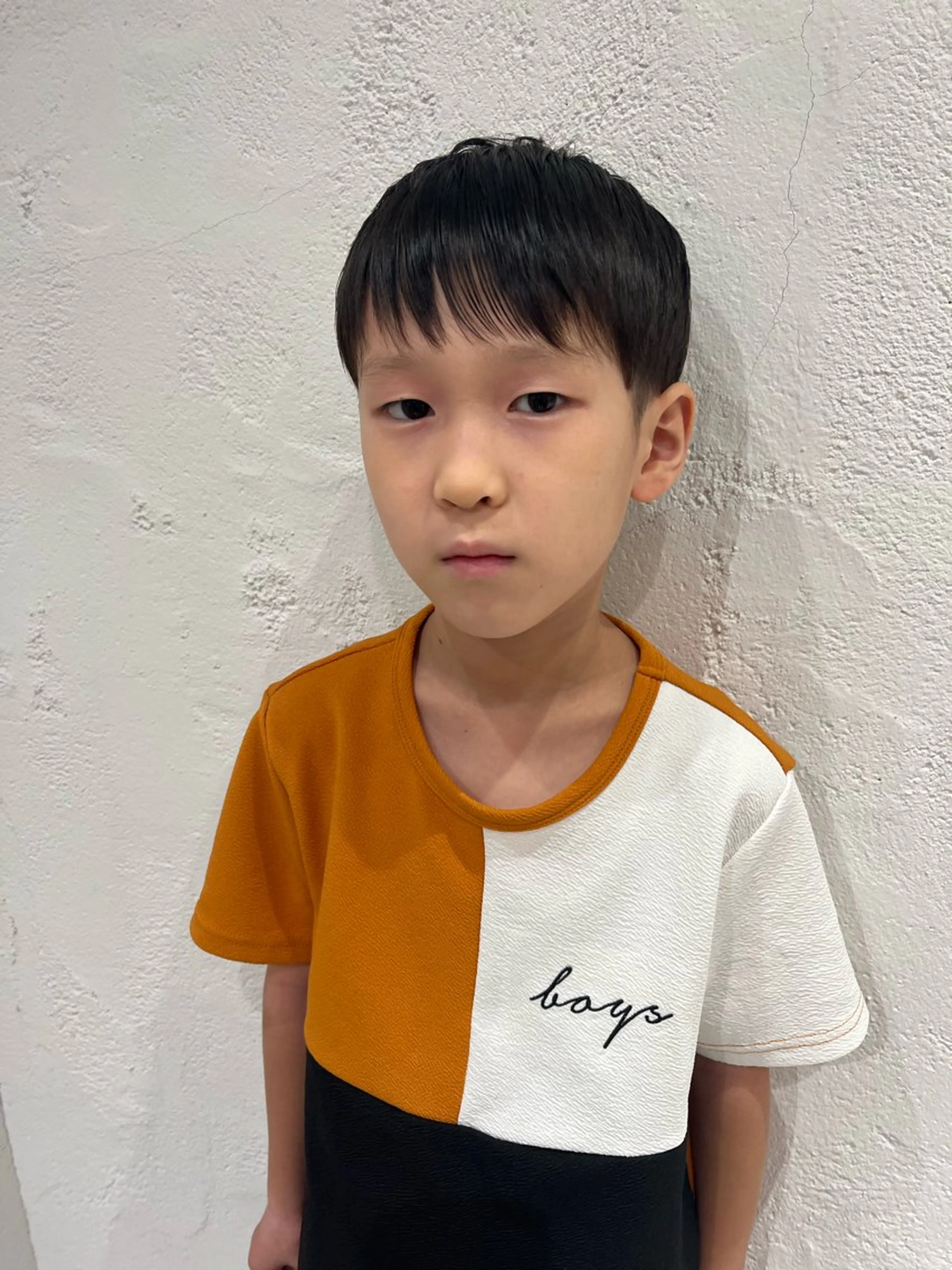 ショート メンズ キッズ 学生（メンズ向け） 刈り上げ 学生 カット 透明感カラー/ 髪質改善/レイヤーのヘアスタイル