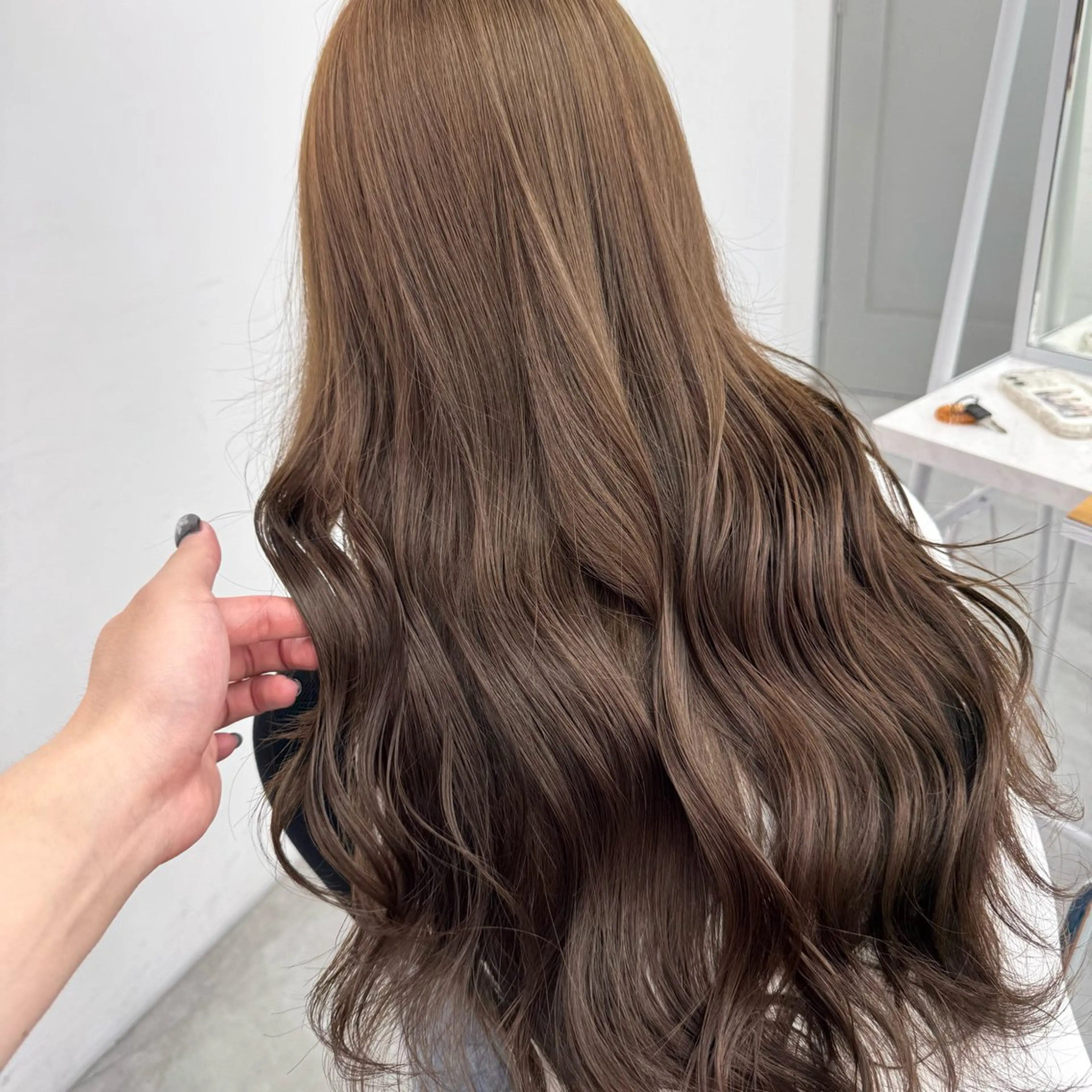 ロング カラー ヘアアレンジ ヘアカラー ブリーチなしカラー /新百合ヶ丘/安形翔のヘアスタイル