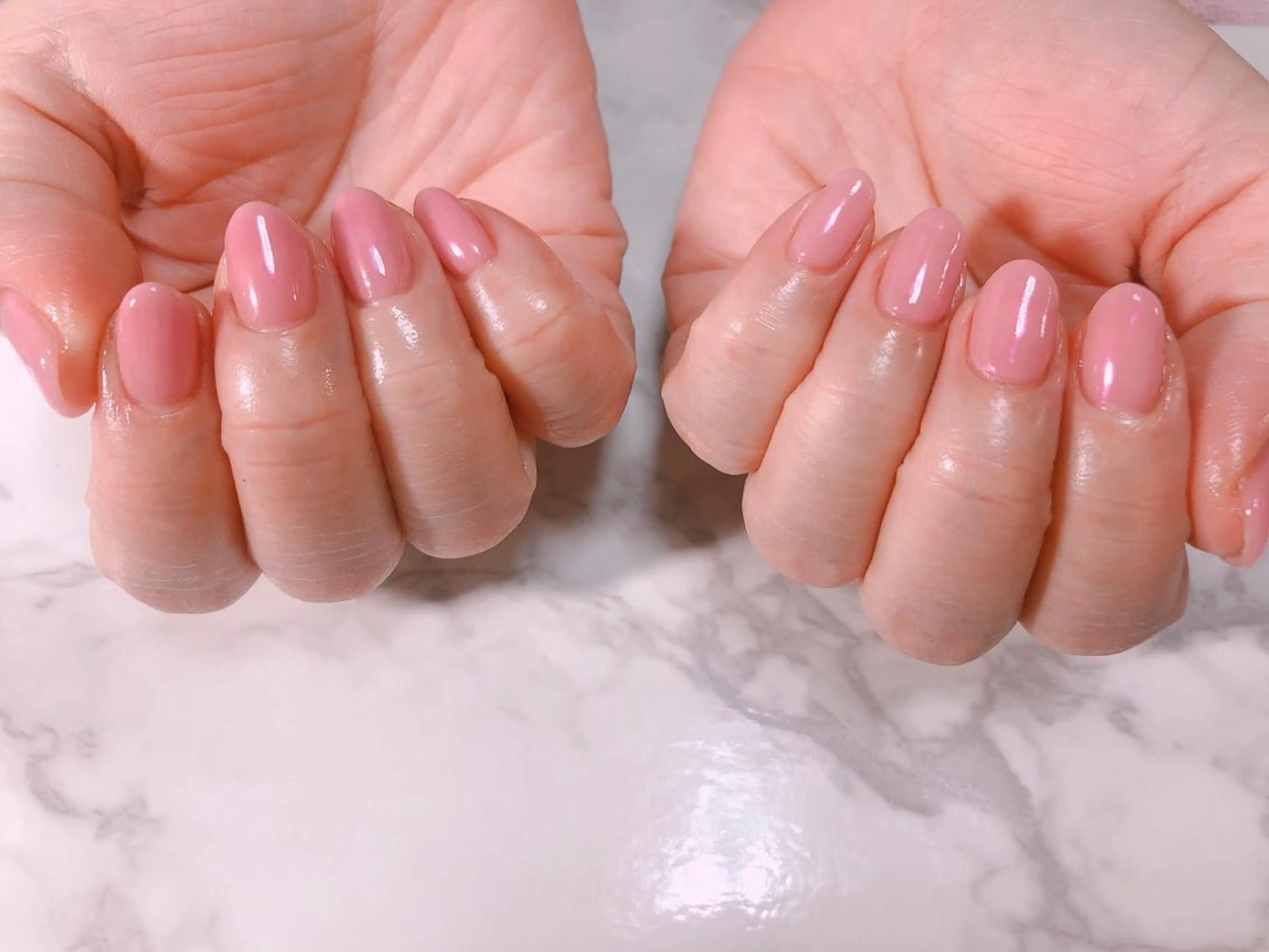 ネイル ジェルネイル ミラーネイル Regaro i.sのネイルデザイン