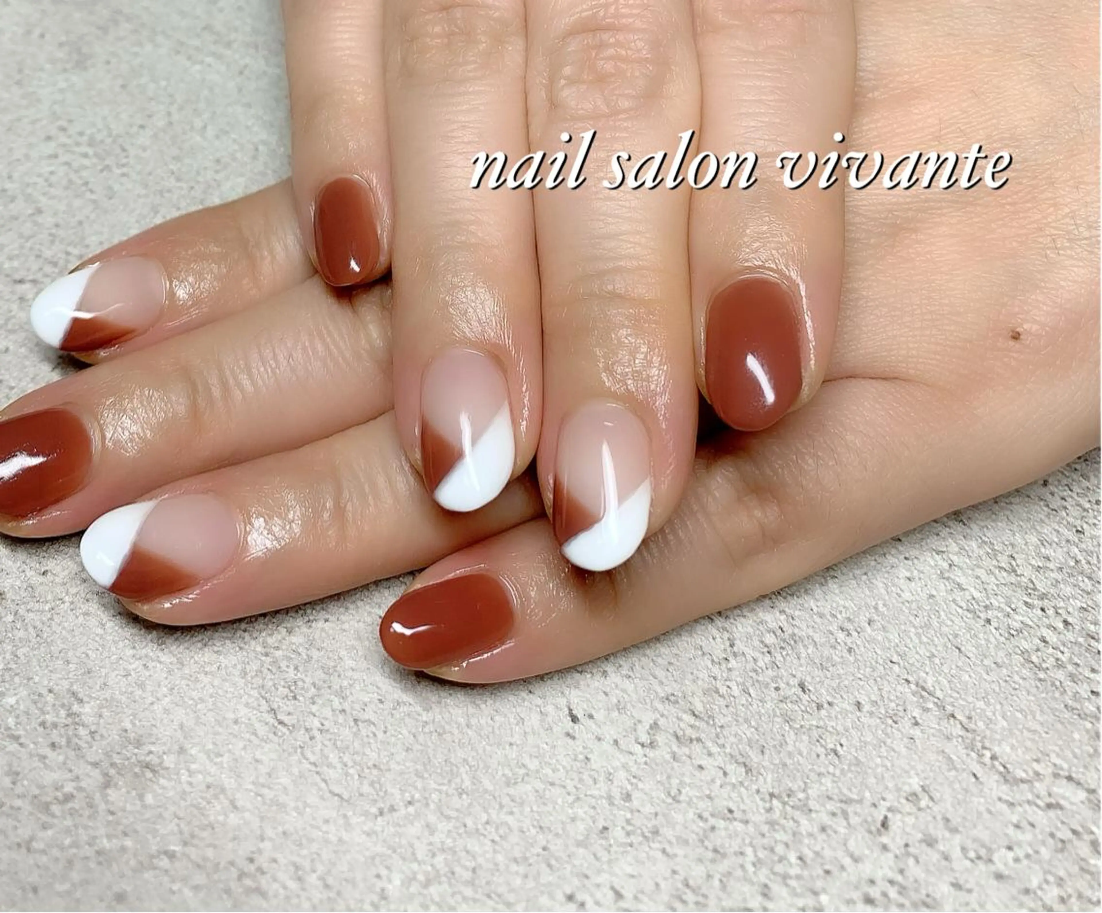ネイル フレンチネイル 持ち込み 斜めフレンチ ワンカラーネイル nail salon vivanteのネイルデザイン