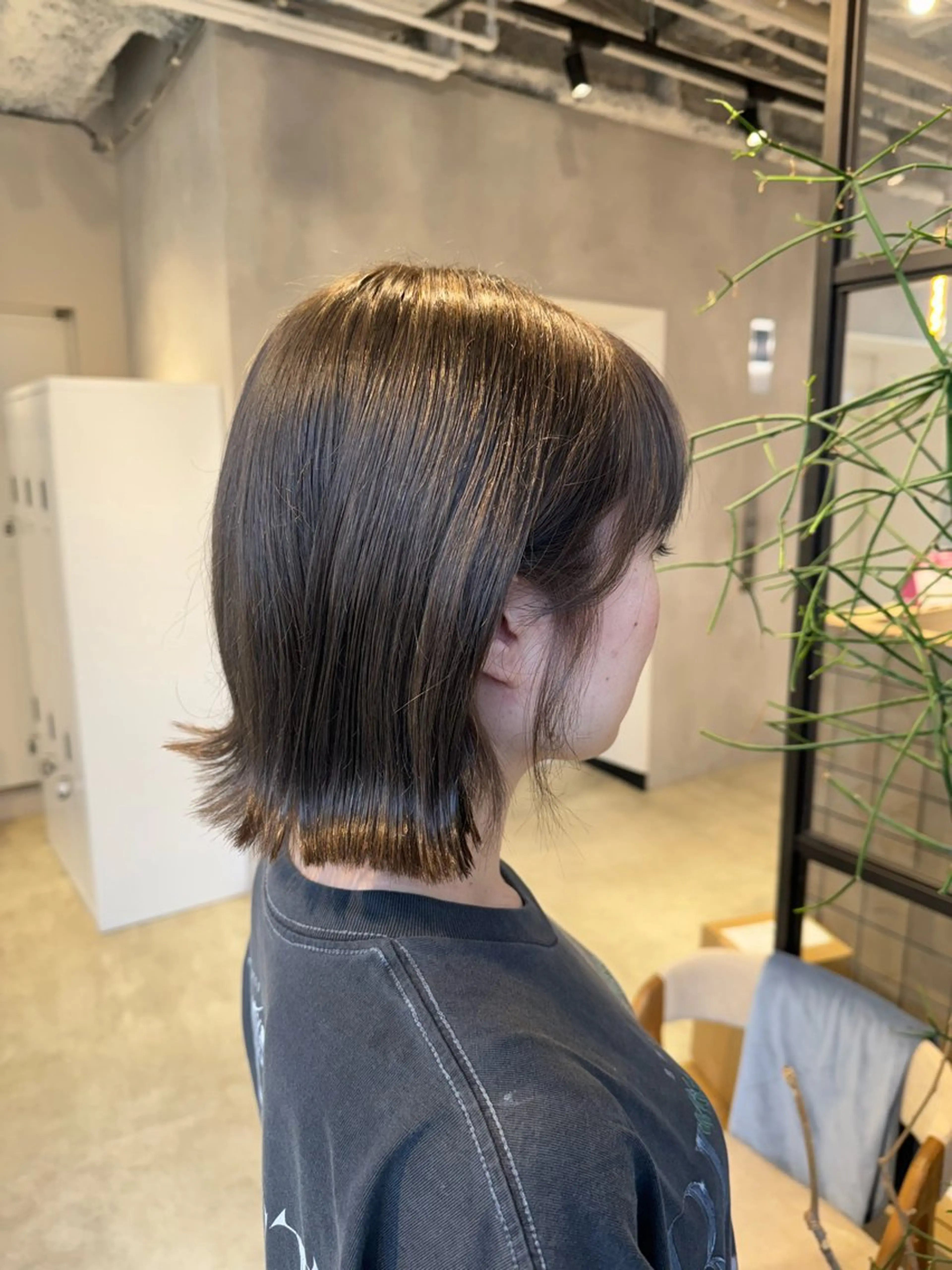 カラー ブリーチ 透明感カラー グレージュ バイオレットカラー カット ヘアカラー トリートメント 透明感カラー✨艶髪 制作🌱山根あゆみのヘアスタイル