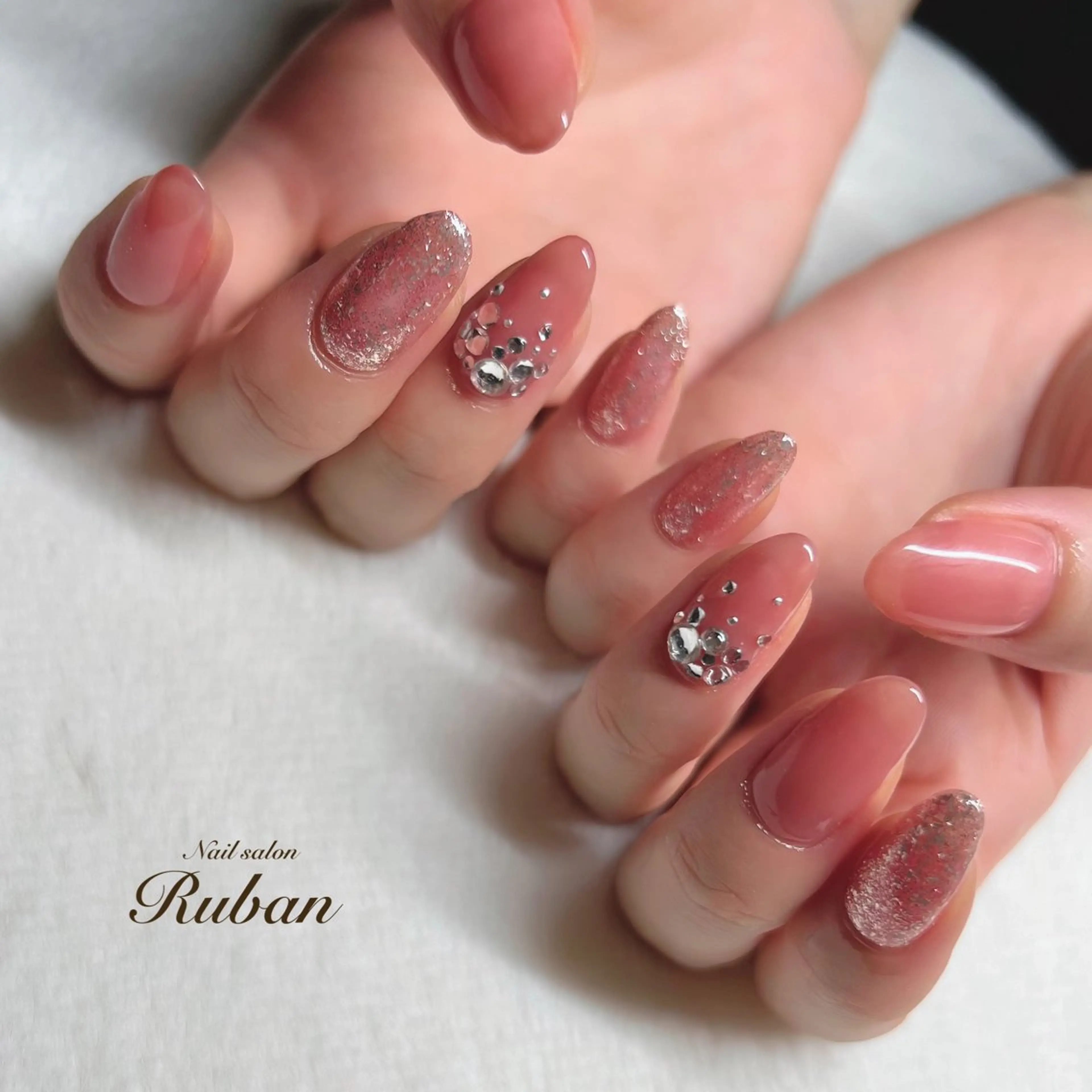 ネイル 長さ出し キラキラネイル ワンカラーネイル シンプルネイル Nail salon Rubanのネイルデザイン