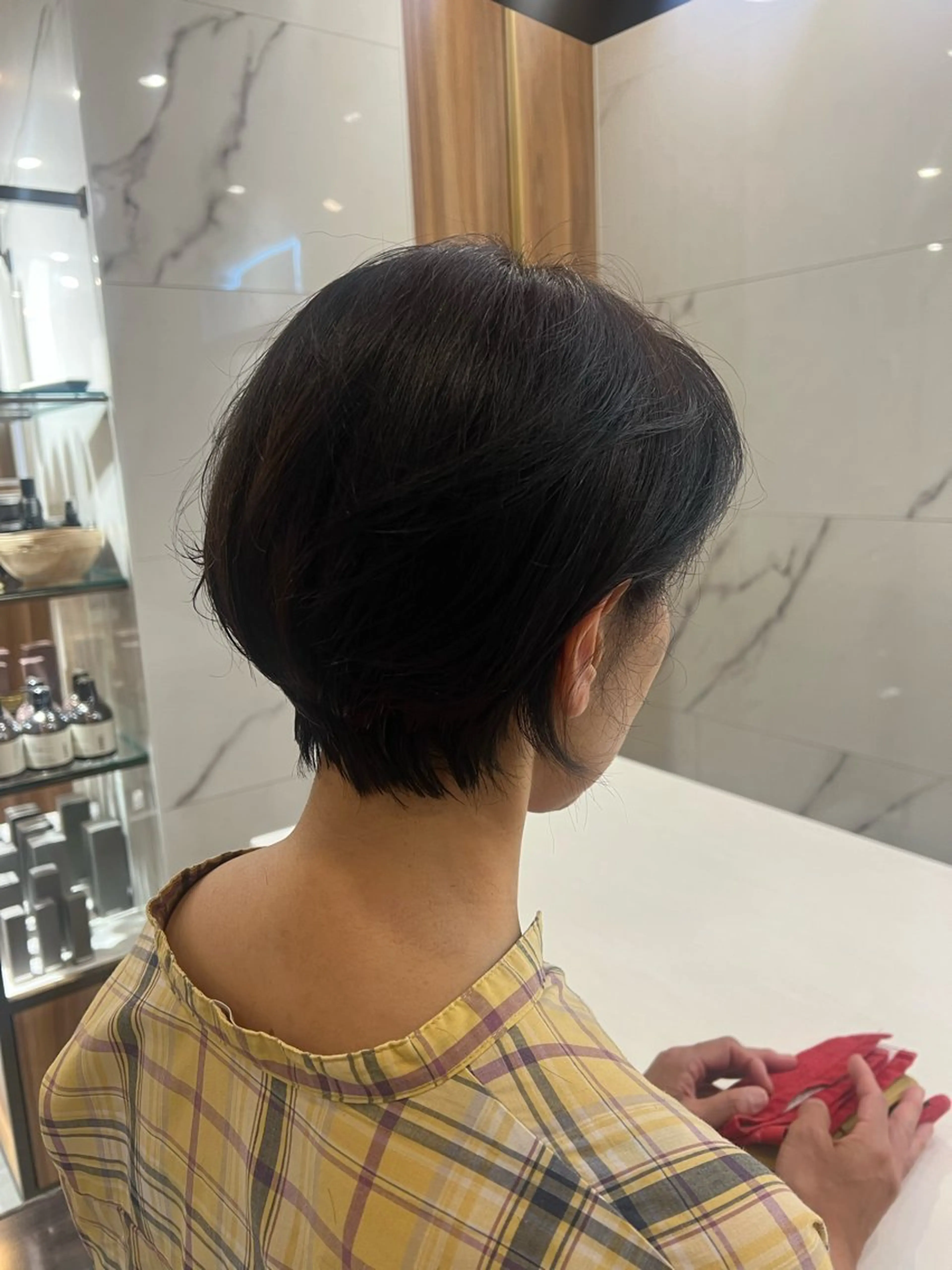 ショート 村中 逸紀のヘアスタイル