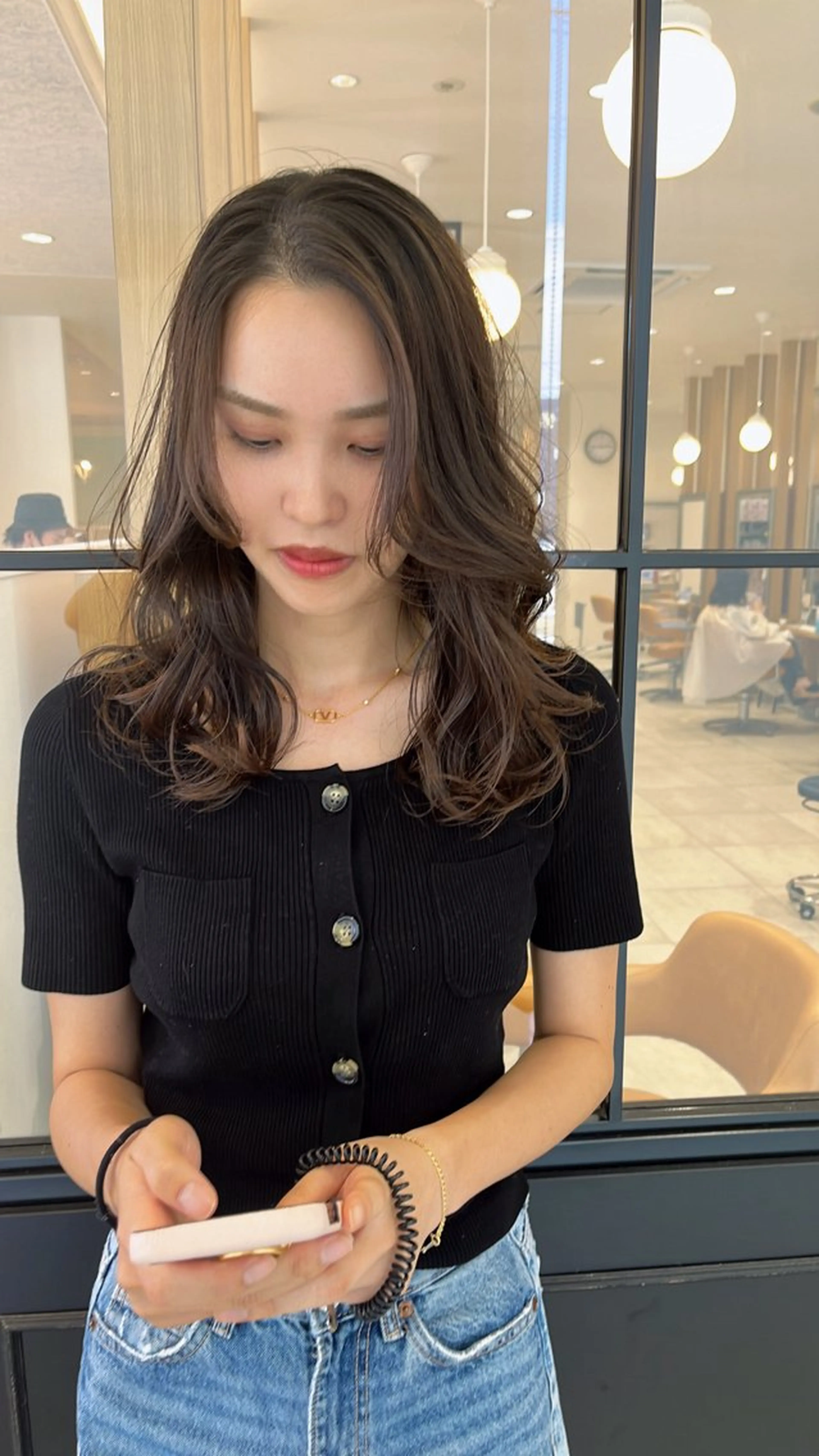 ミディアム 韓国風ヘア レイヤーカット ラブーケ中川中島店 クラタチカコのヘアスタイル