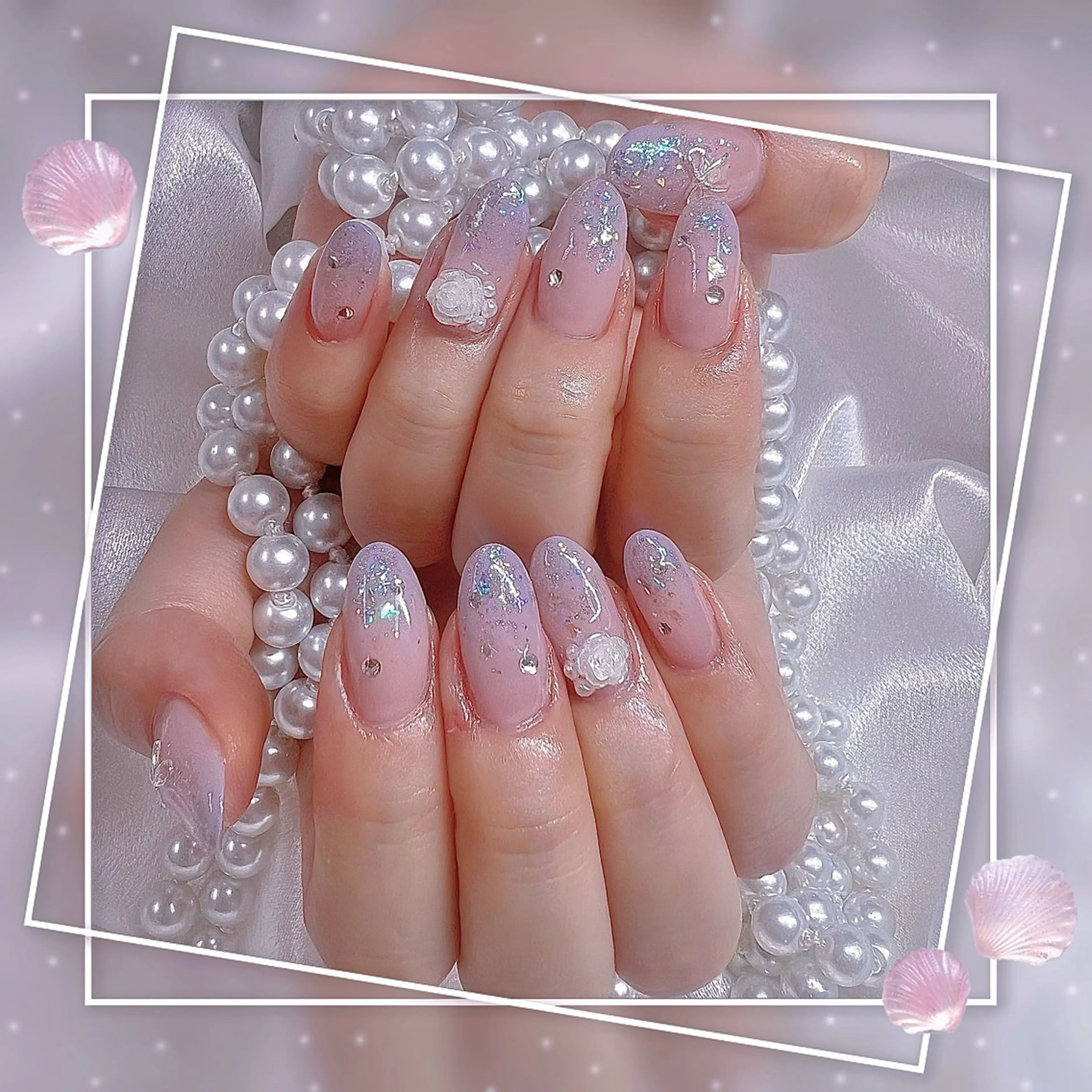 ネイル フレンチネイル グラデーション キラキラネイル 韓国ネイル マグネットネイル ハンドネイル ハンドケア Chill Nailsalonのネイルデザイン