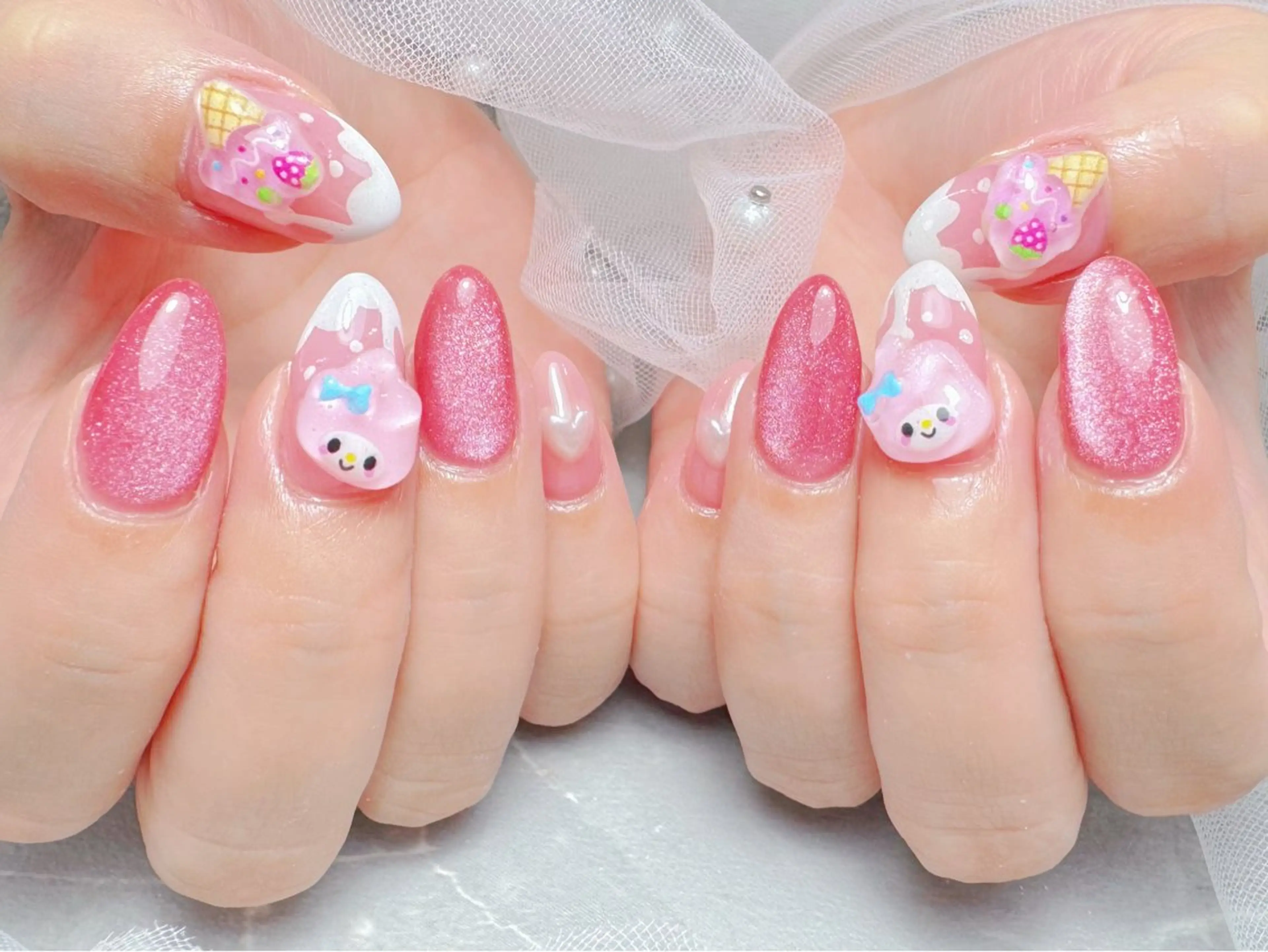 ネイル ハンドネイル マジック ミラーのネイルデザイン