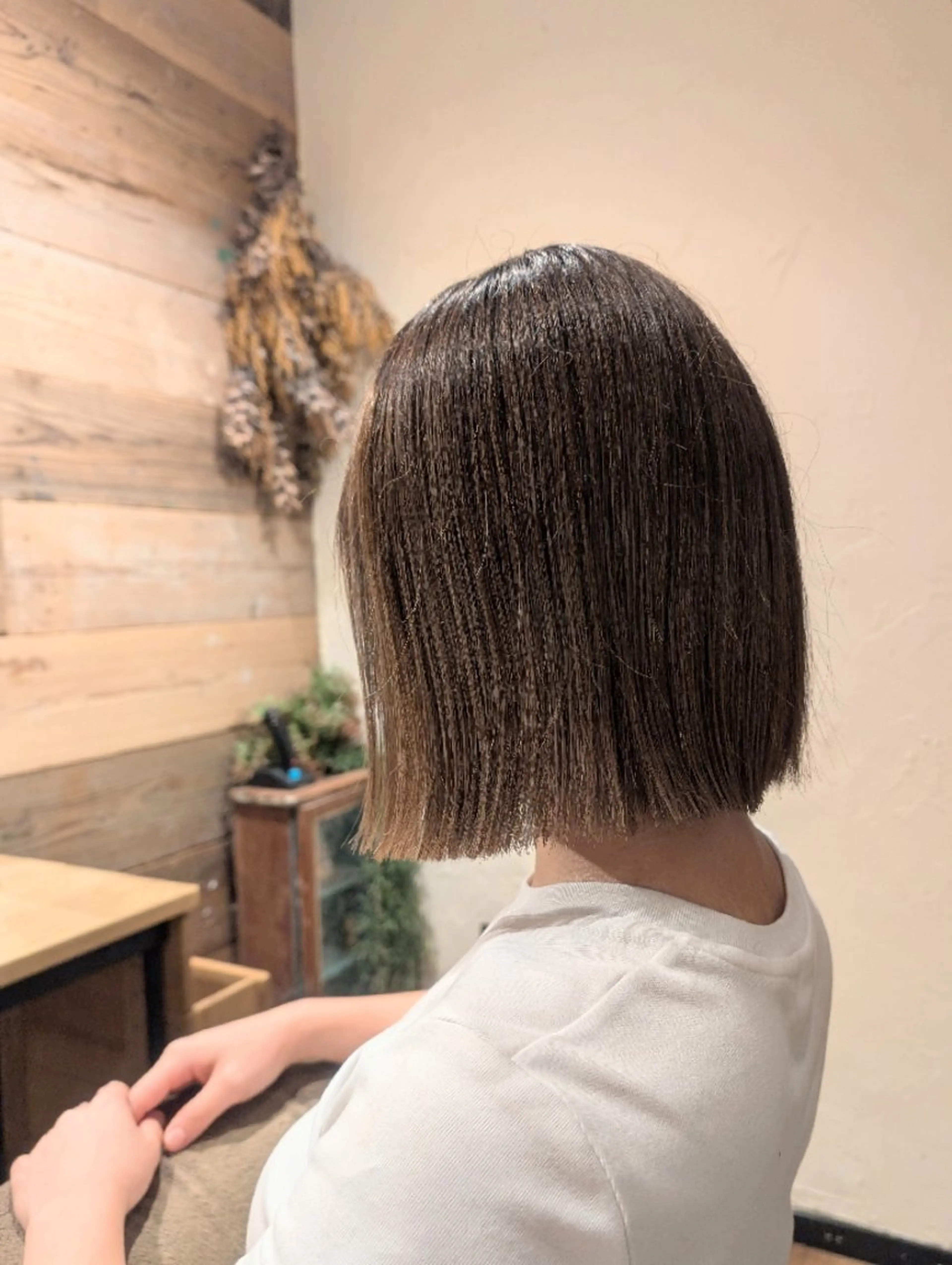 ミディアム 吉田 彩のヘアスタイル