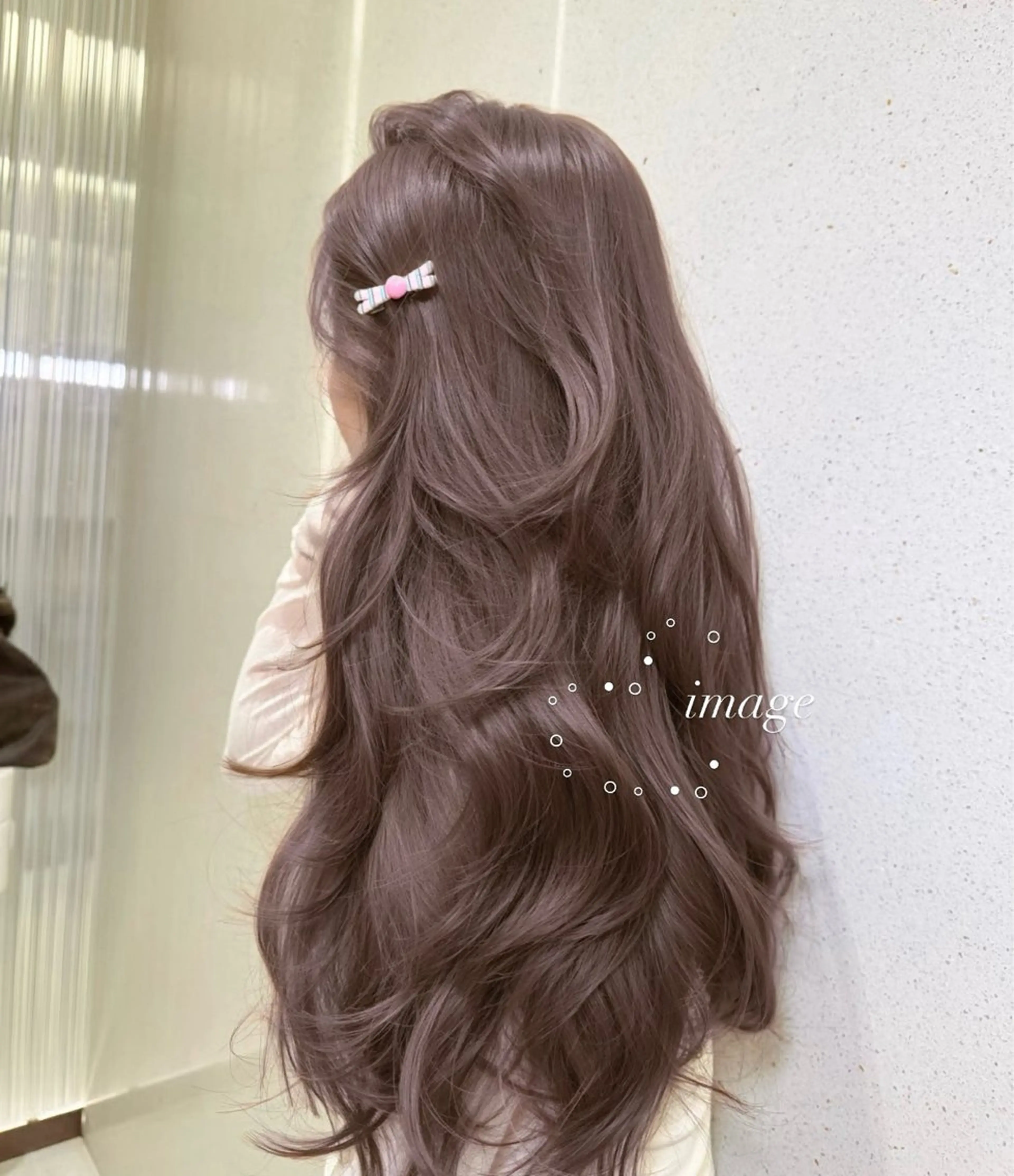 ロング ヘアカラー 淡色ラベンダー♡ ニーナ🎀🦙のヘアスタイル