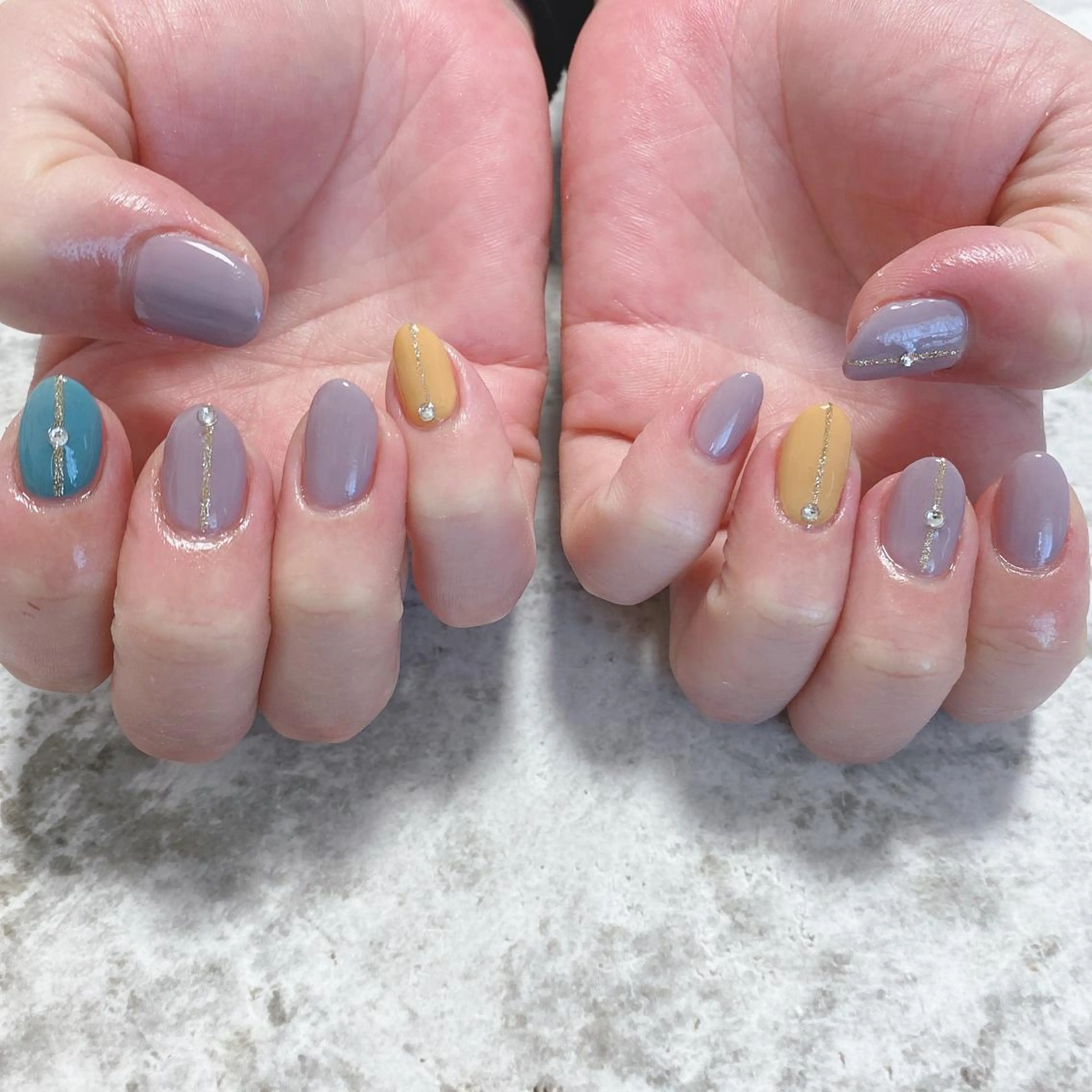 ネイル 吉岡 裕子のネイルデザイン