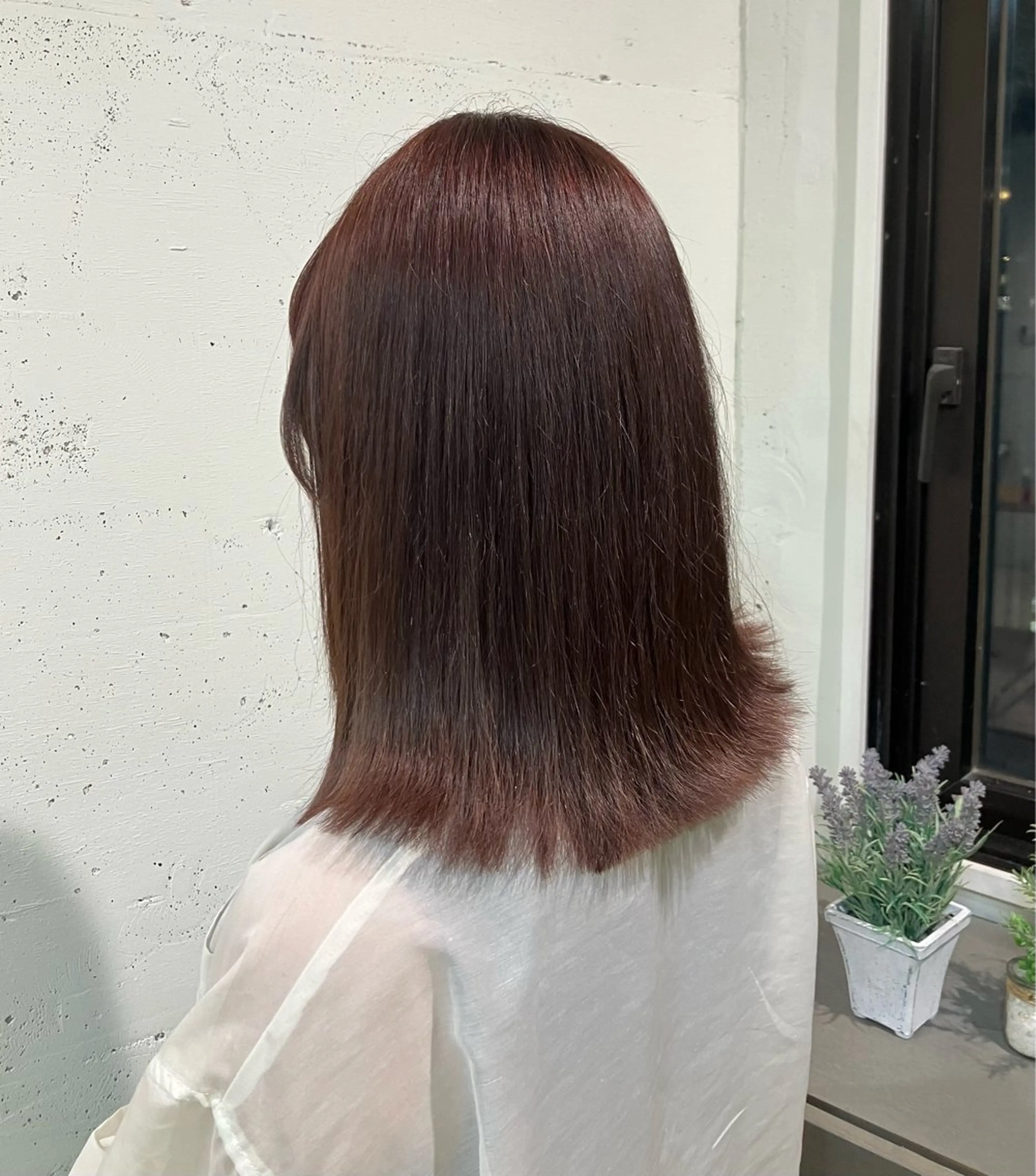 ミディアム カラー ブラウンカラー 透明感カラー🎀／ 寒色カラー／マツエクのヘアスタイル