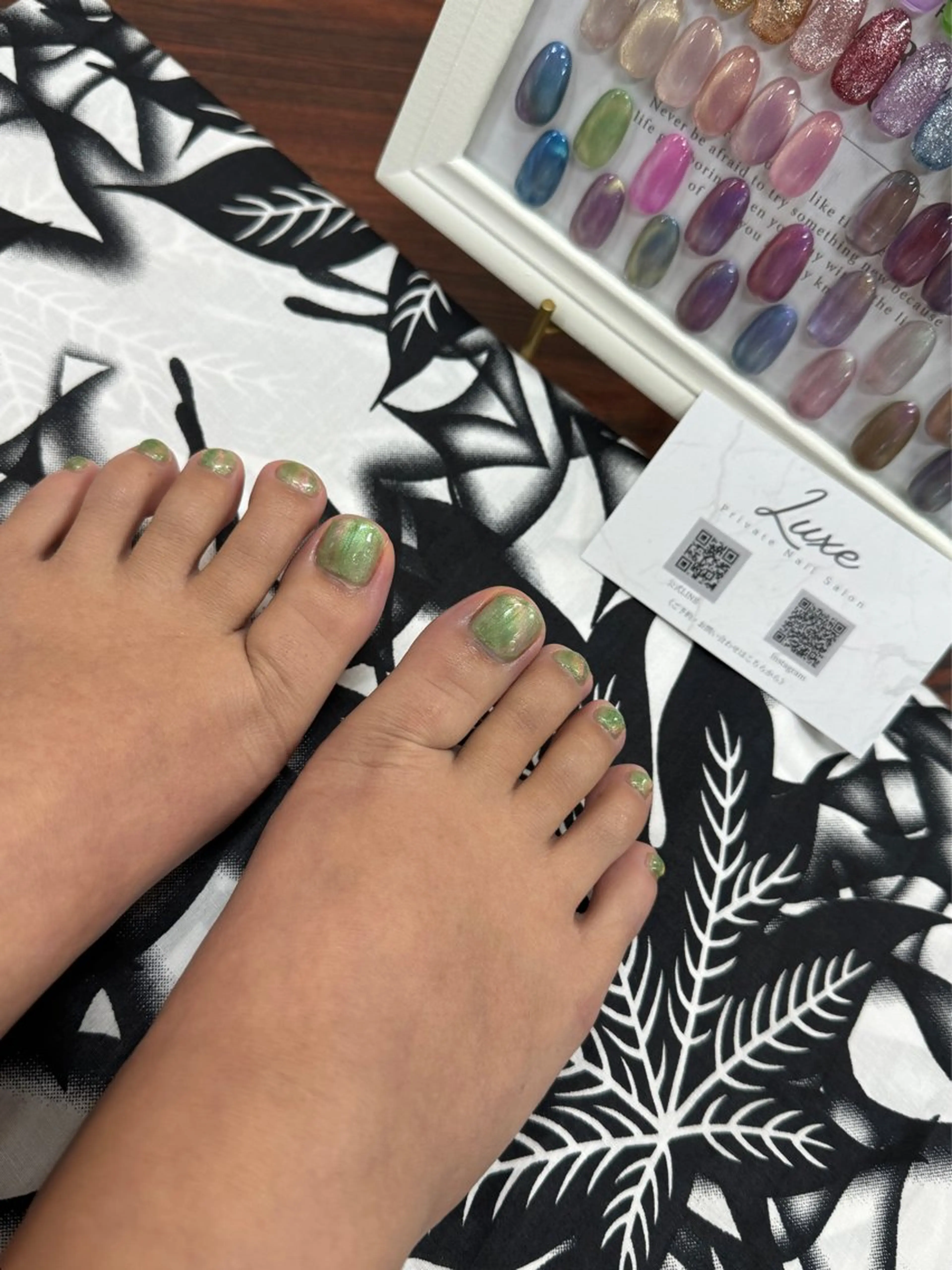 ネイル フットネイル マグネットネイル nail salon Luxe【リュクス】のネイルデザイン