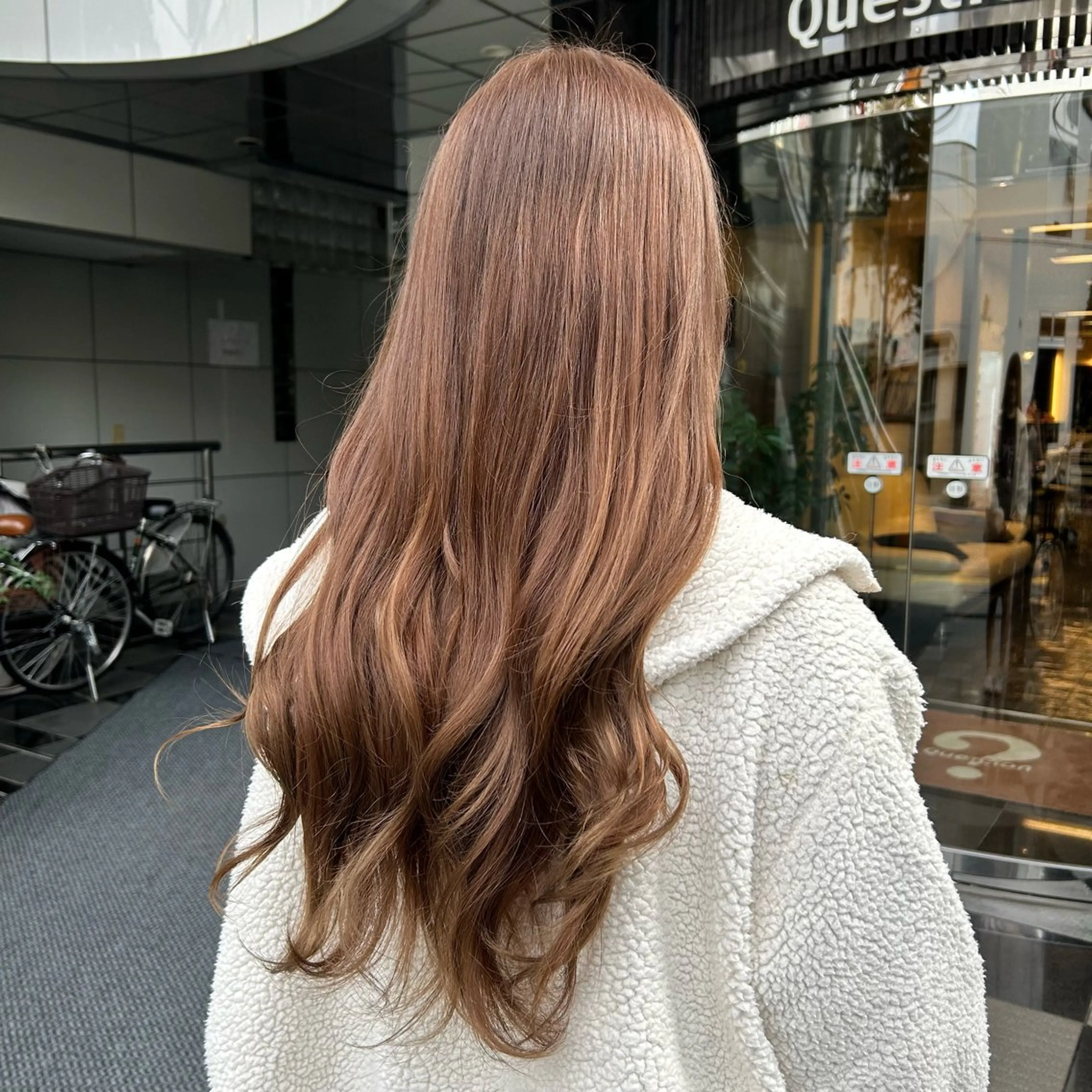 リピート様限定【透明感が欲しい方必見っ】🌸アディクシーカラー+超音波トリートメント🌸の写真